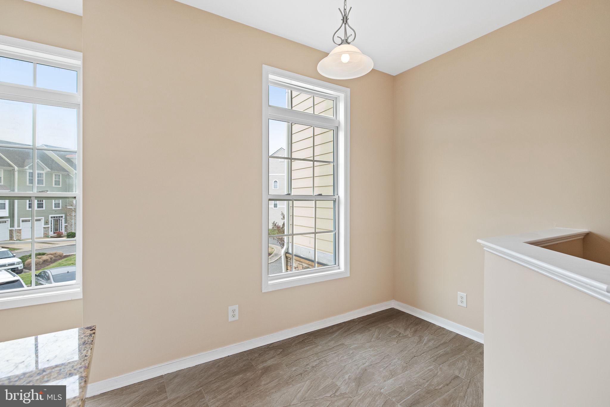 MONROE POINT TOWNHOUSES - Residential