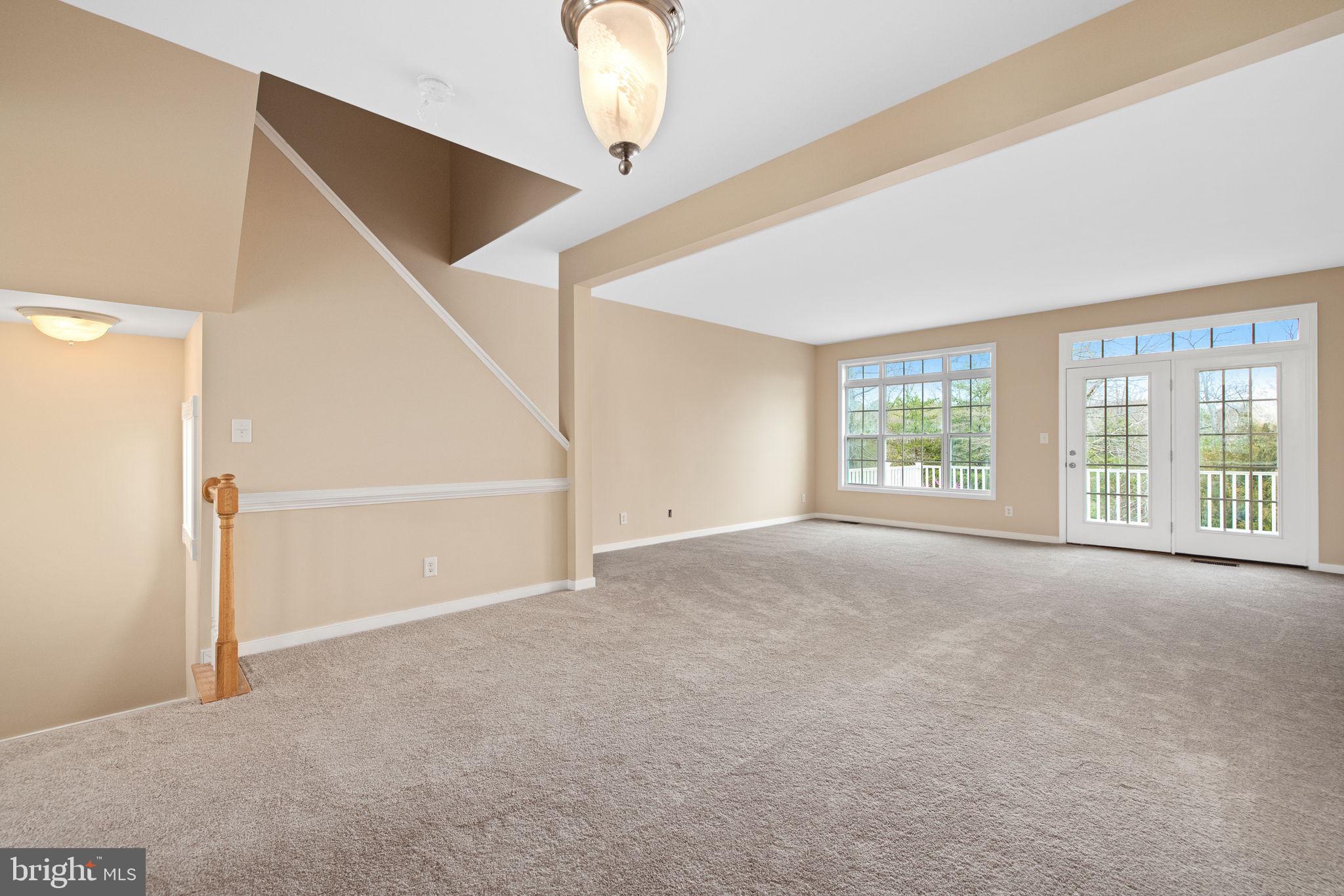 MONROE POINT TOWNHOUSES - Residential