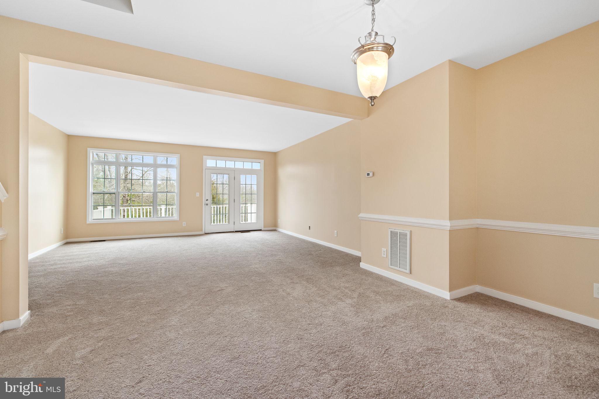 MONROE POINT TOWNHOUSES - Residential