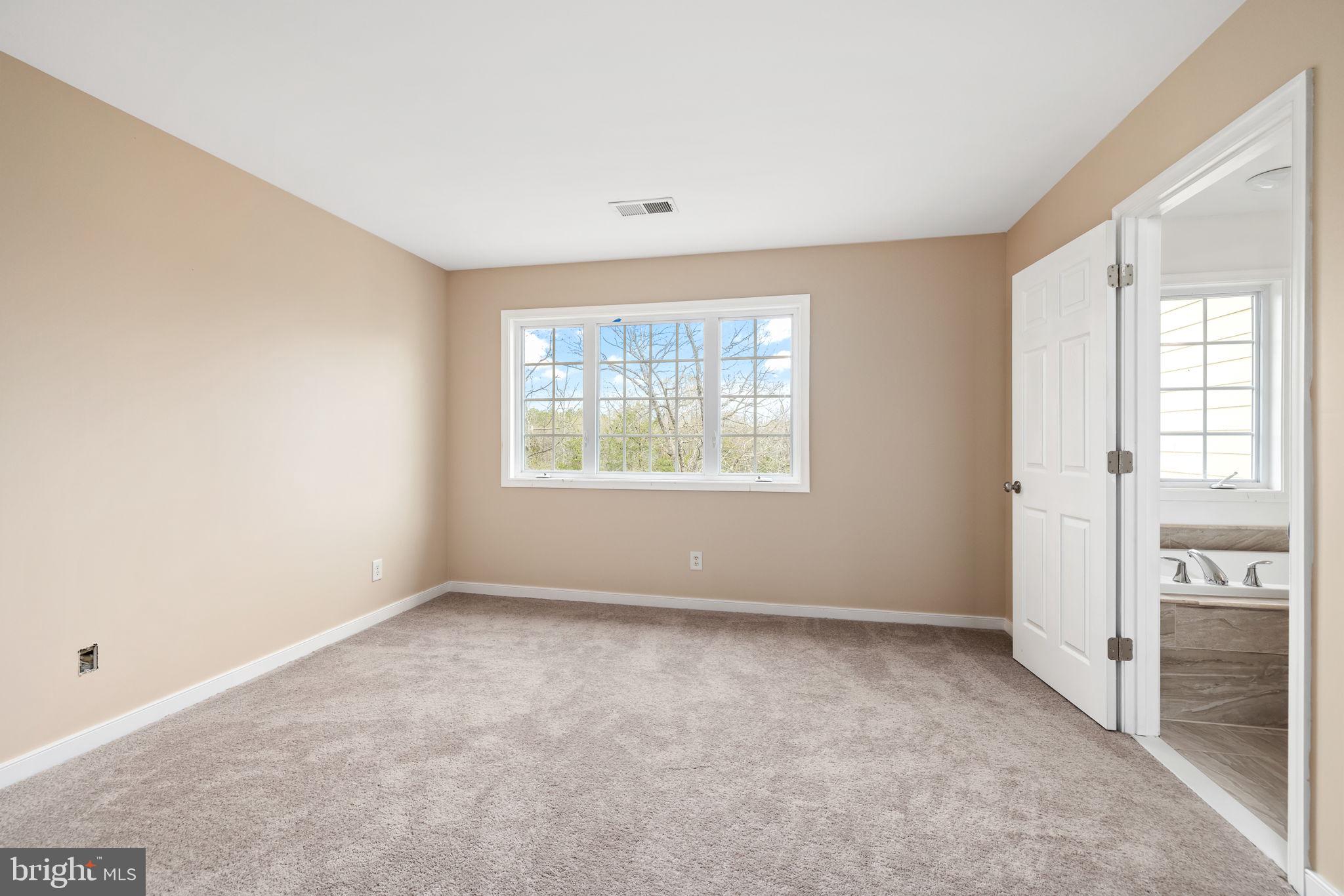 MONROE POINT TOWNHOUSES - Residential