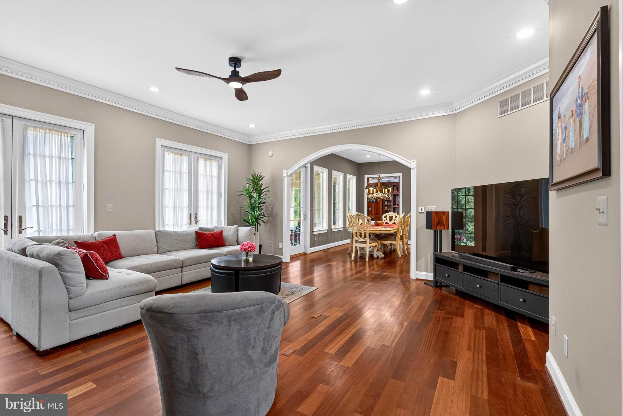 504 POND VIEW LANE