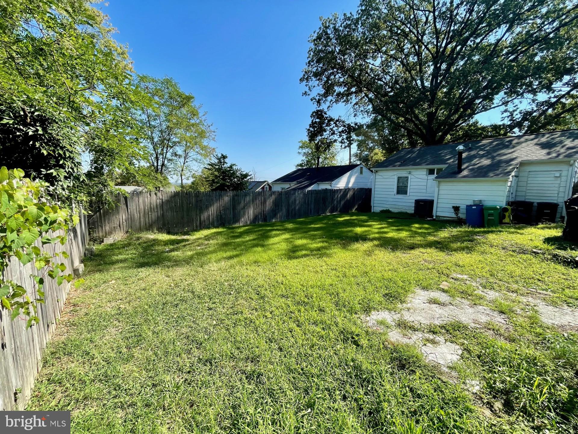 CAPITOL HEIGHTS - Residential