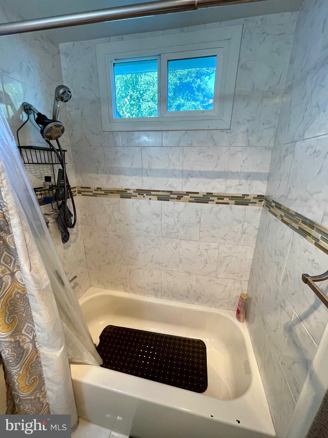 CAPITOL HEIGHTS - Residential