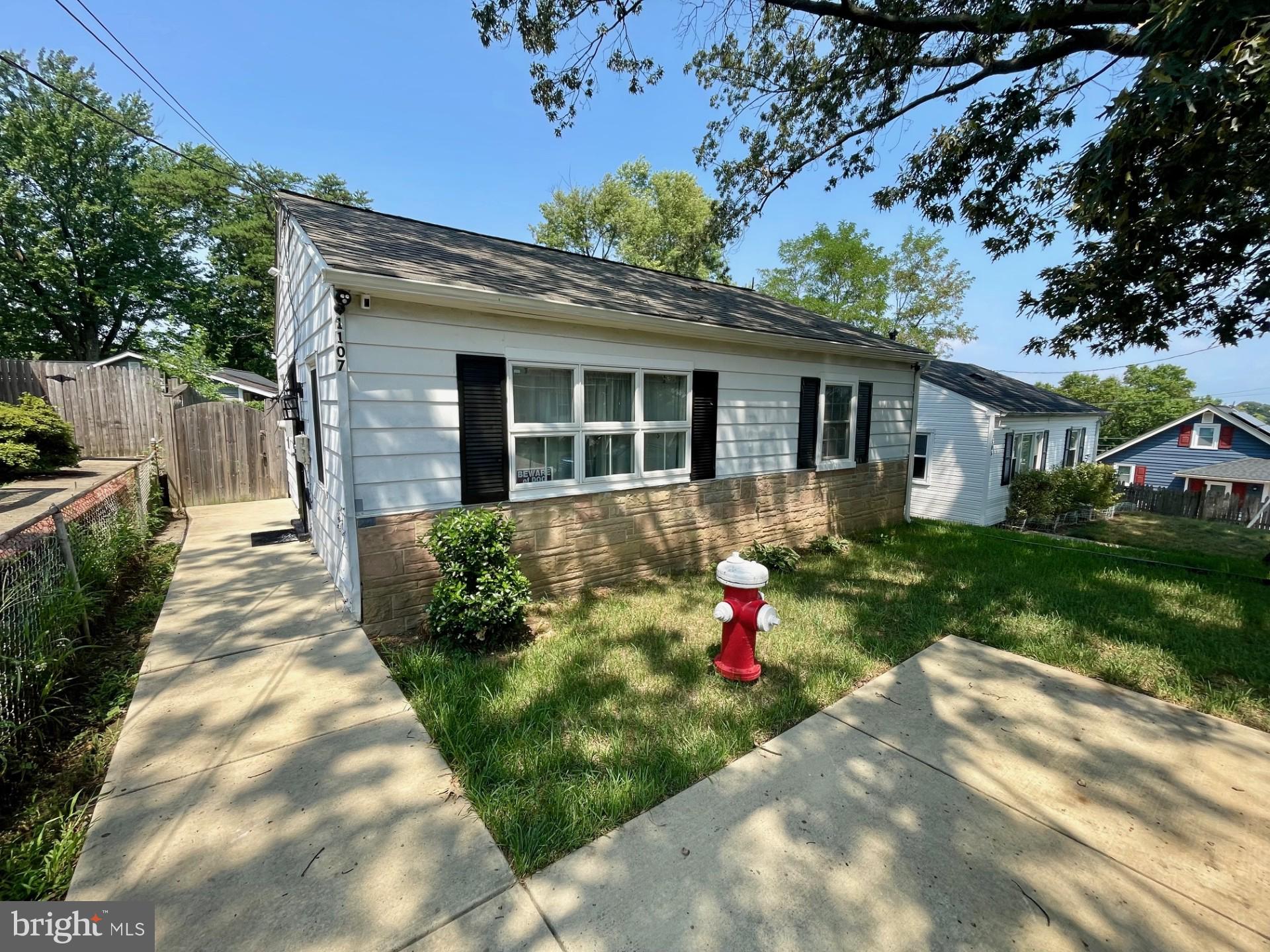 CAPITOL HEIGHTS - Residential