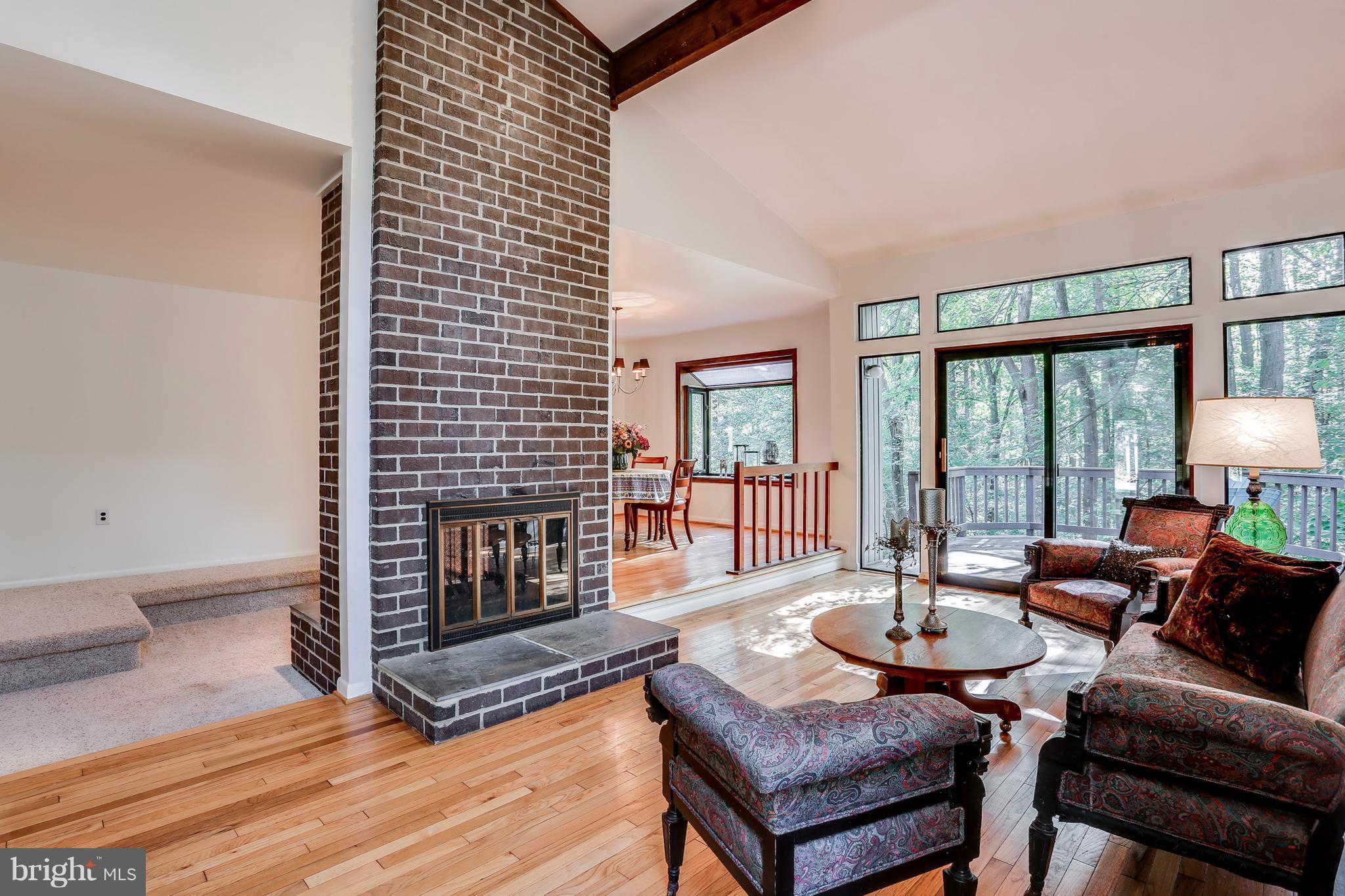 HOBBITS GLEN - Residential