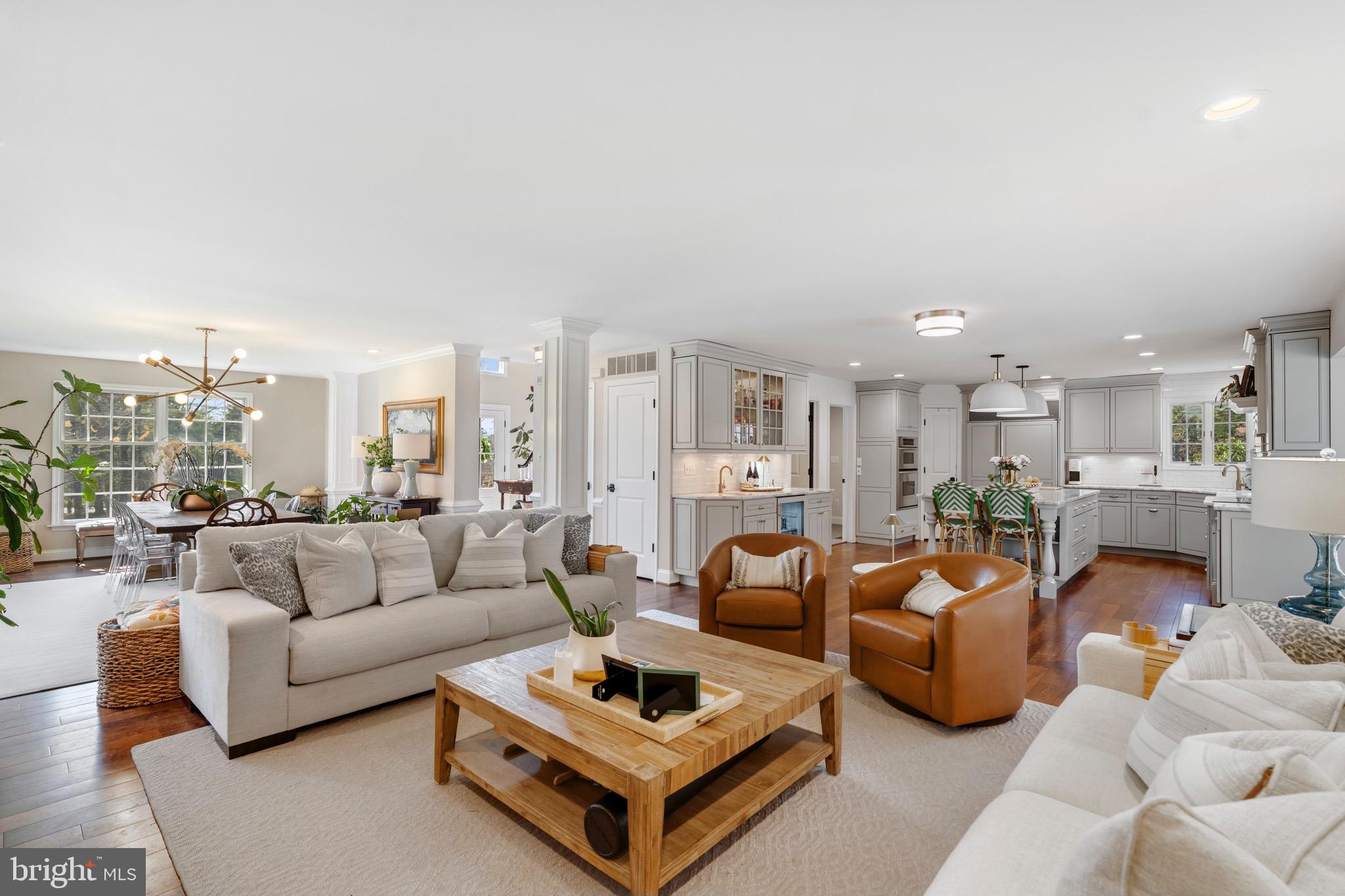 FIELDS OF FOUR CORNERS - Residential