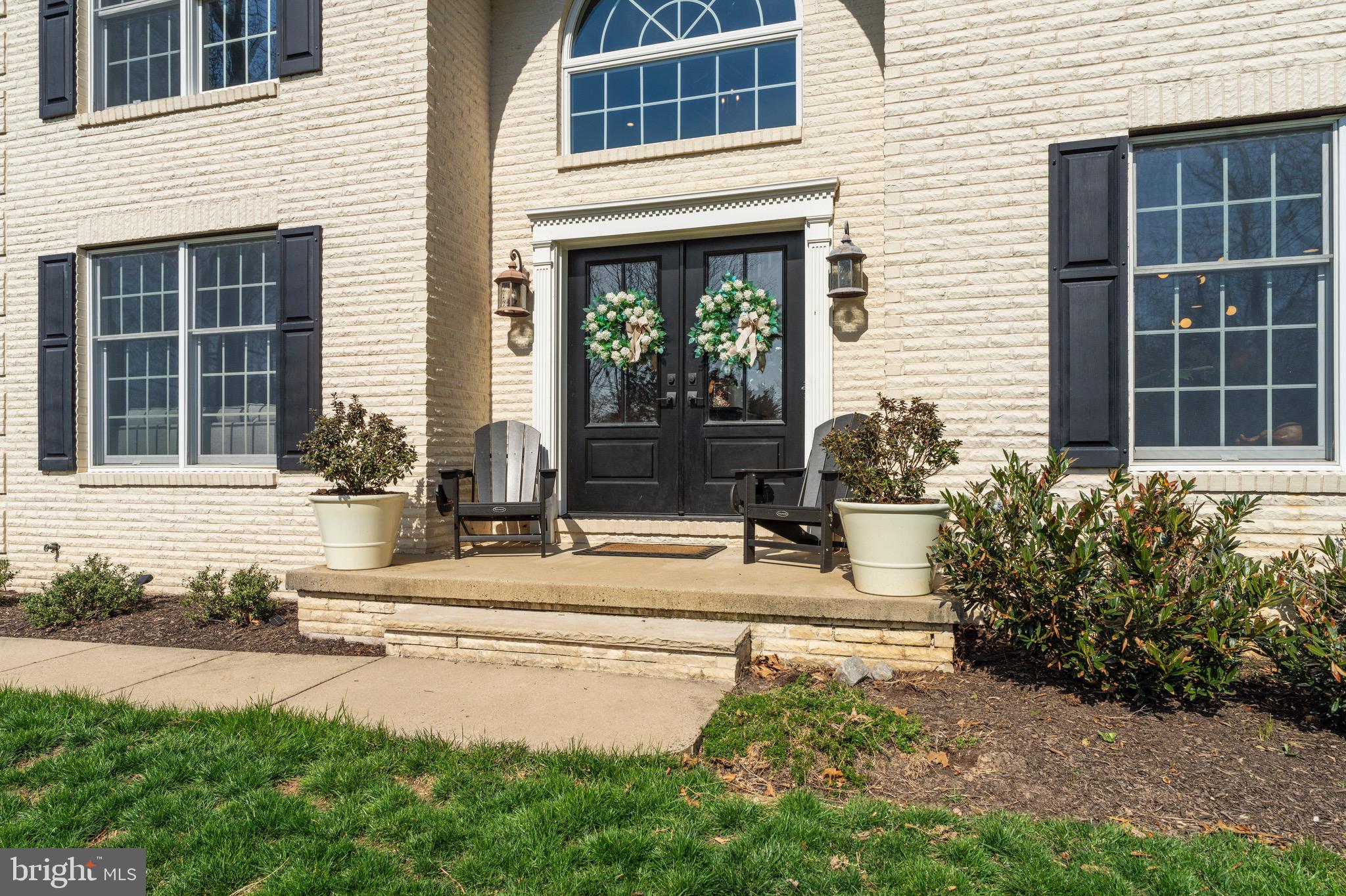 FIELDS OF FOUR CORNERS - Residential