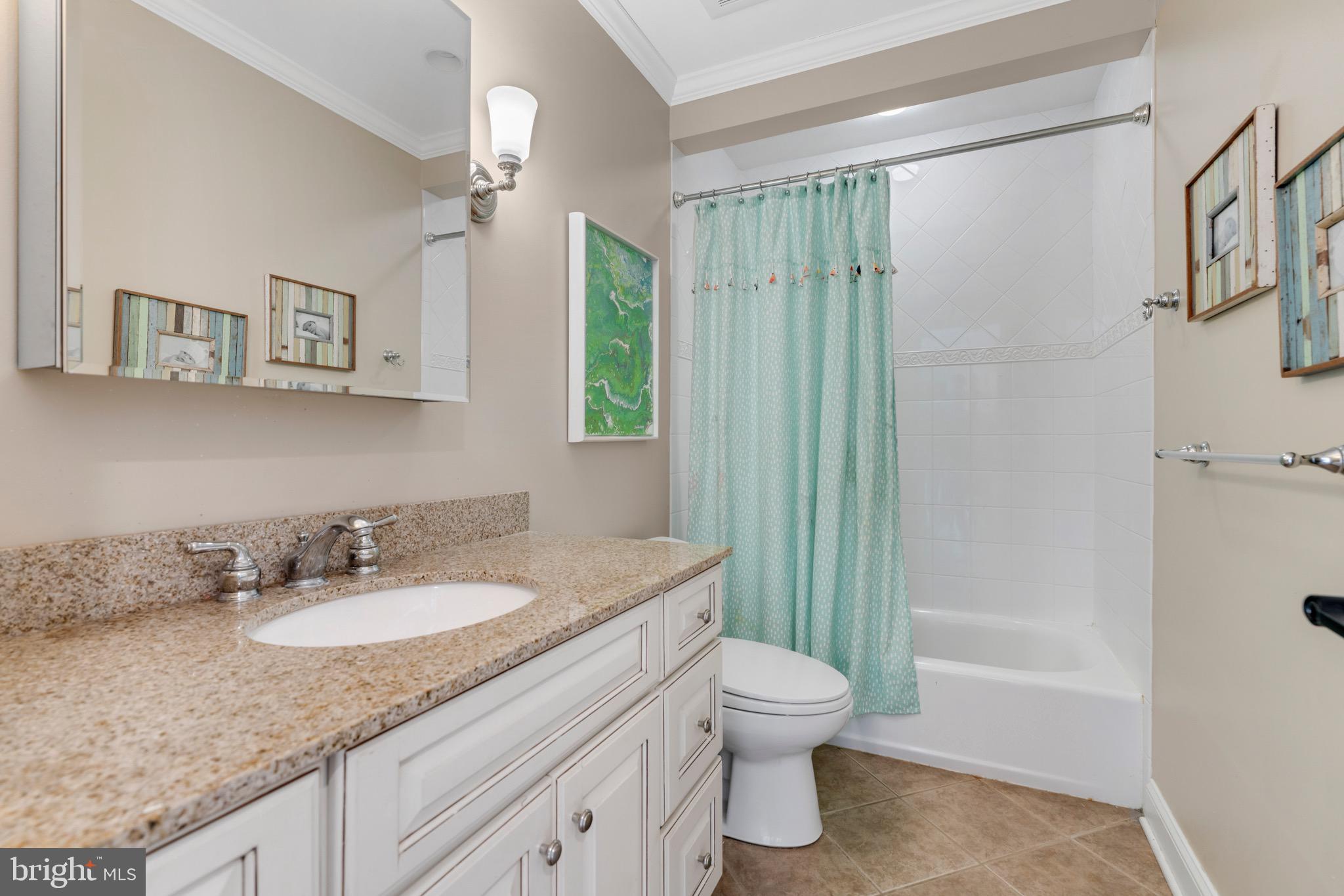 FIELDS OF FOUR CORNERS - Residential