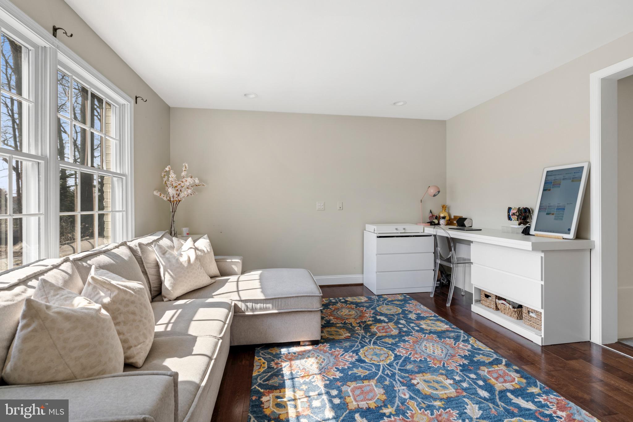 FIELDS OF FOUR CORNERS - Residential