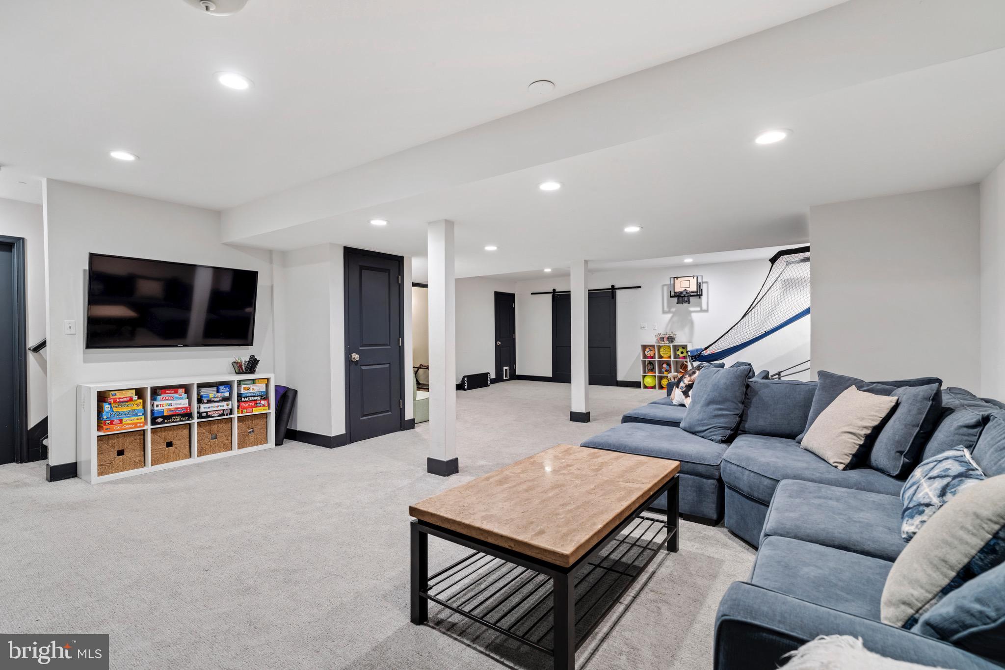 FIELDS OF FOUR CORNERS - Residential