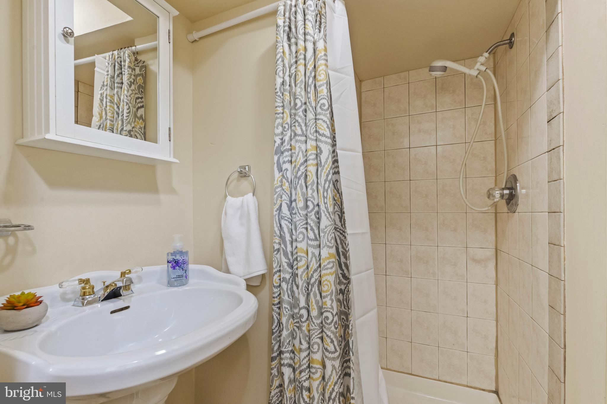 NEWGATE - Residential