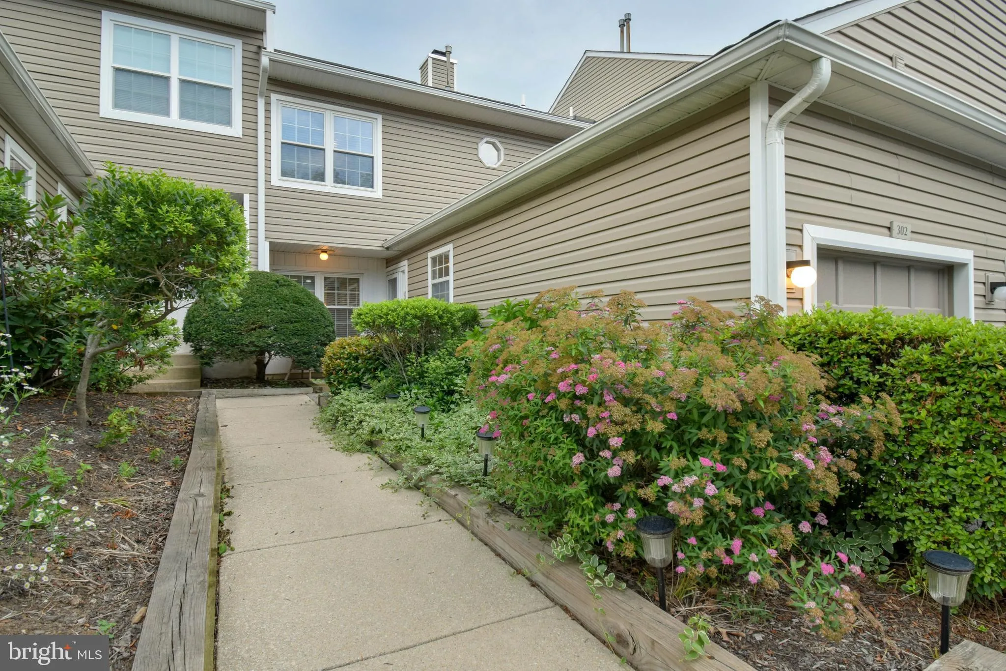 Glen Mills, Pennsylvania 19342, United States, 2 Bedrooms Bedrooms, ,3 BathroomsBathrooms,Residential,Active,171814