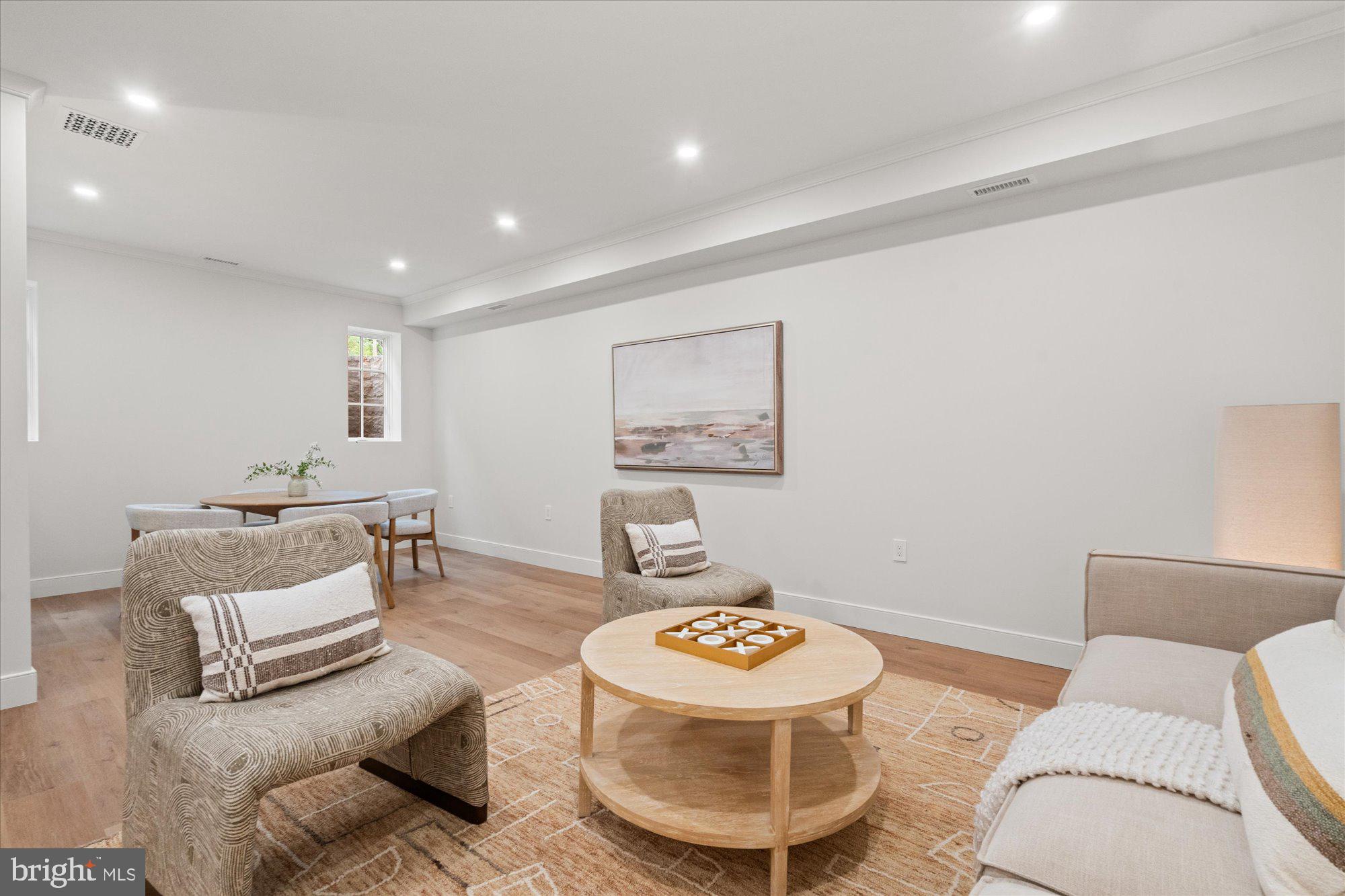 BRADDOCK HEIGHTS - Residential