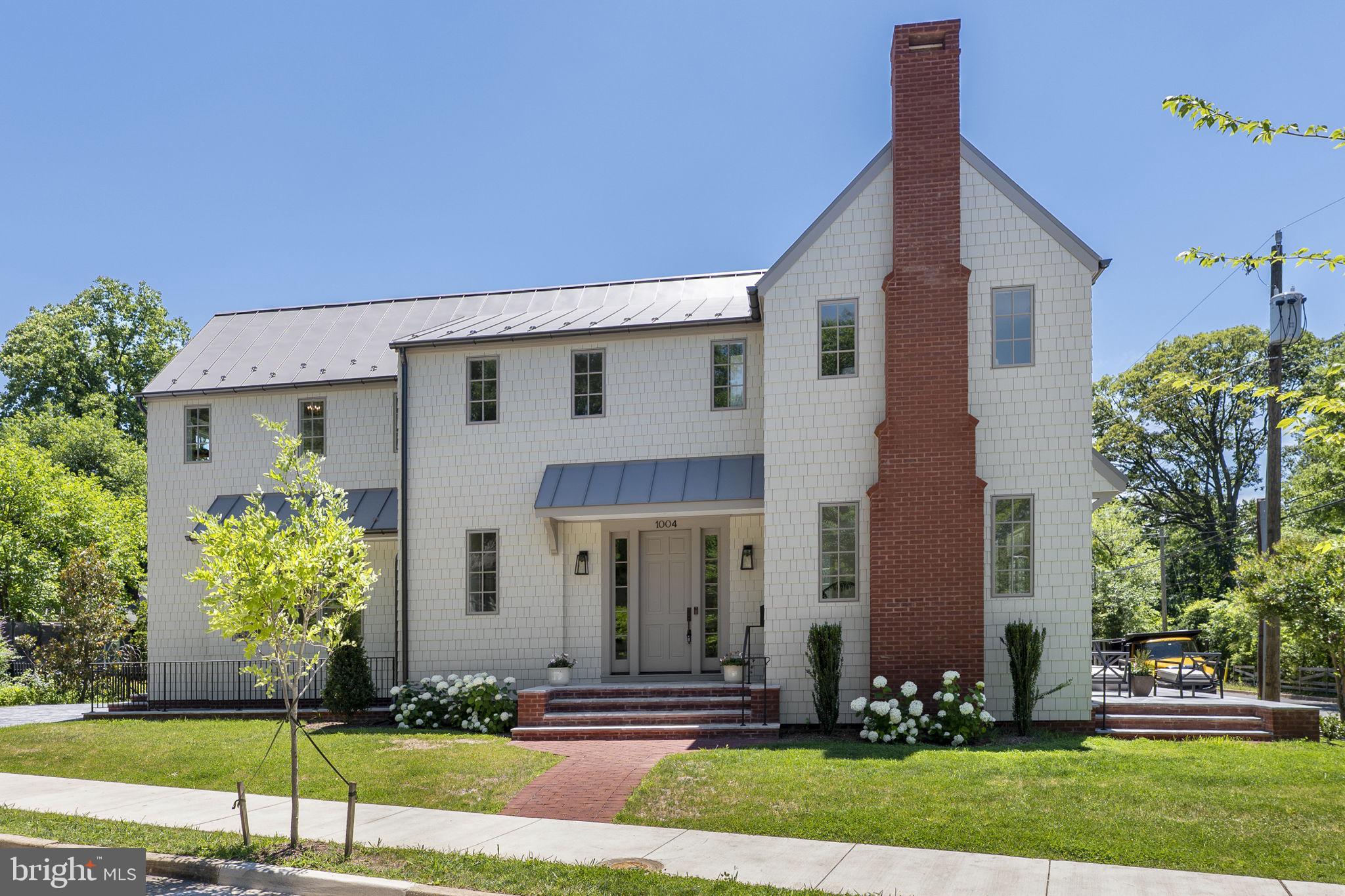 1004 VIRGINIA AVENUE