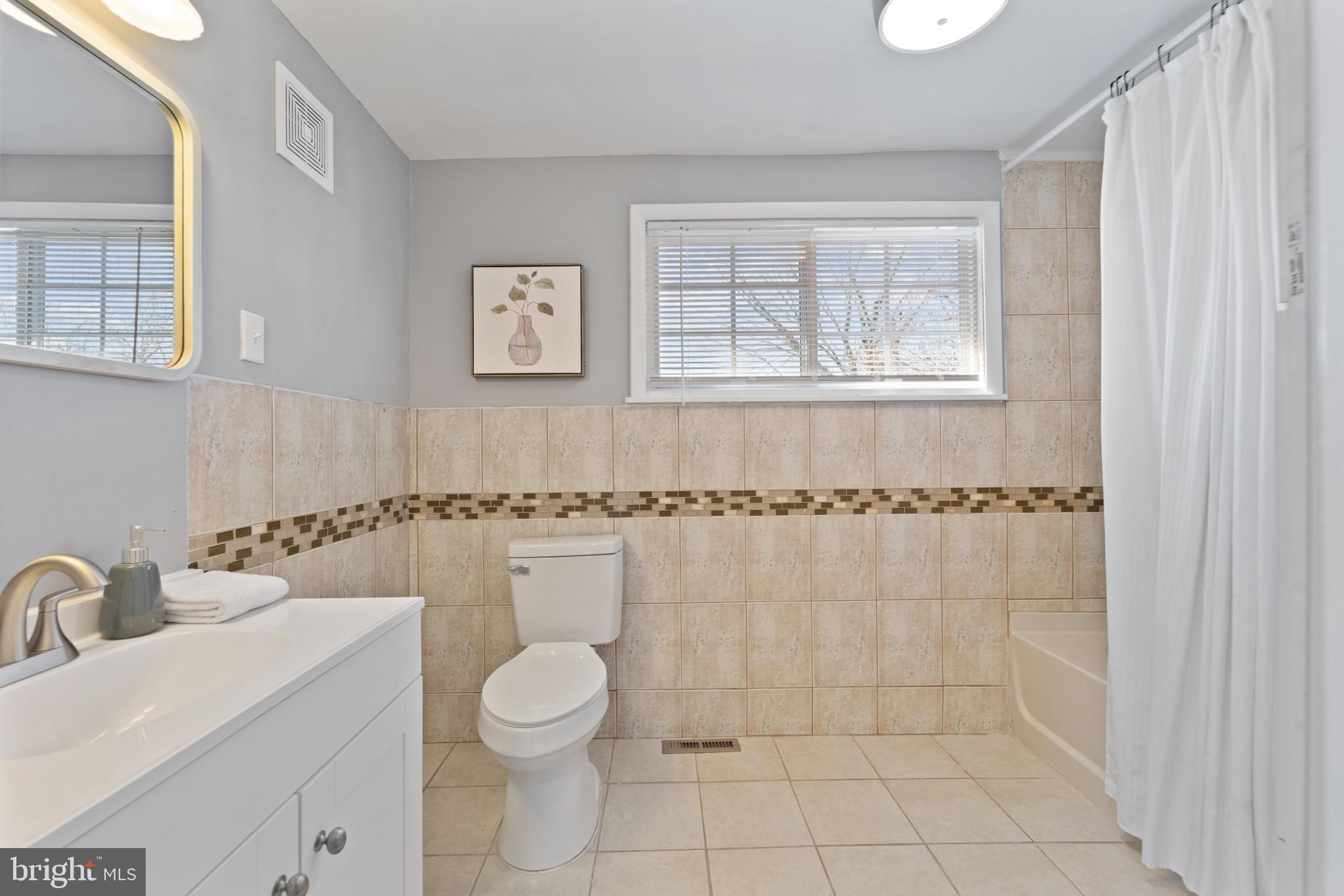 WINDSOR HILLS - Residential