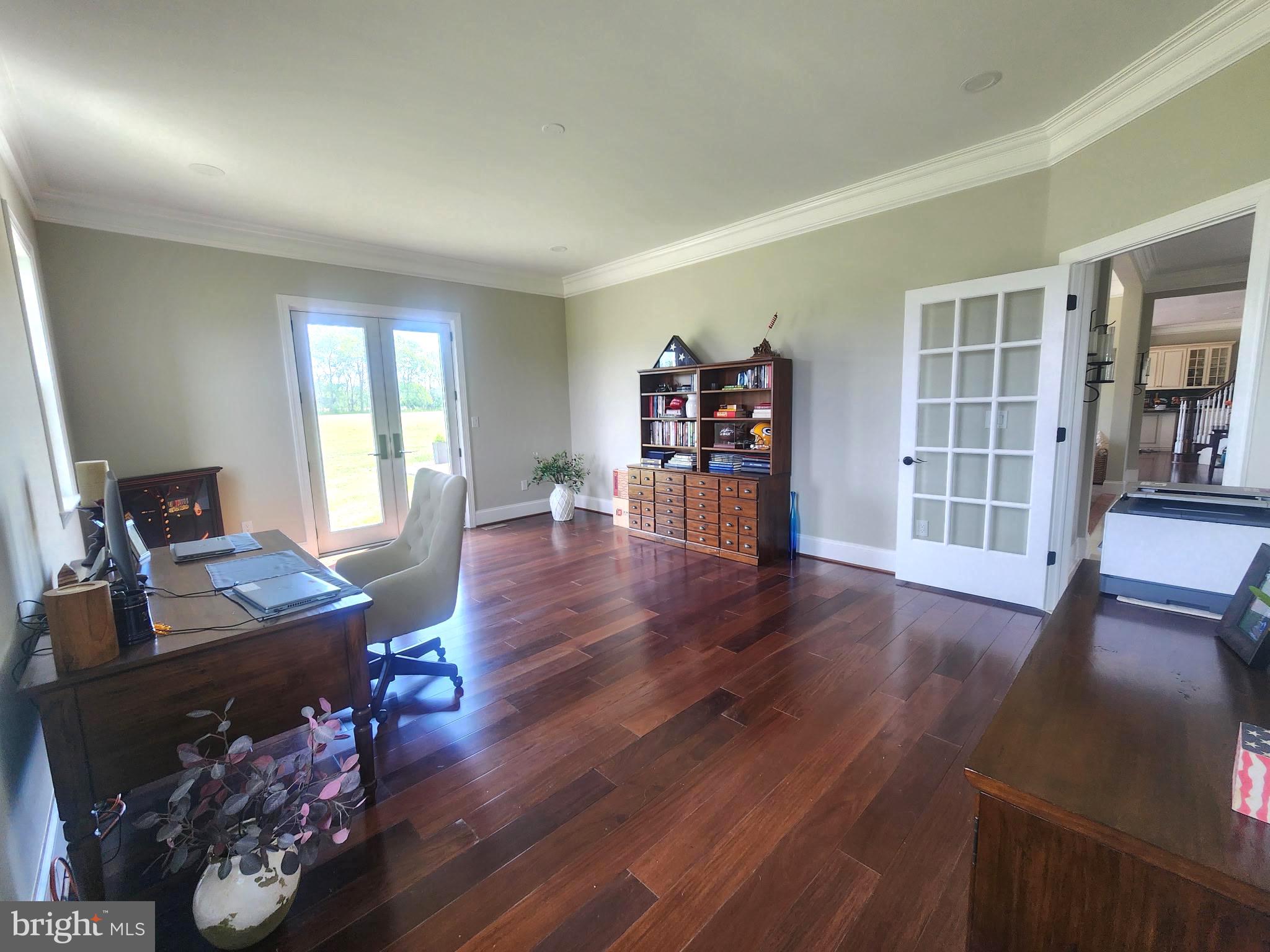 LEE'S CROSSING - Residential