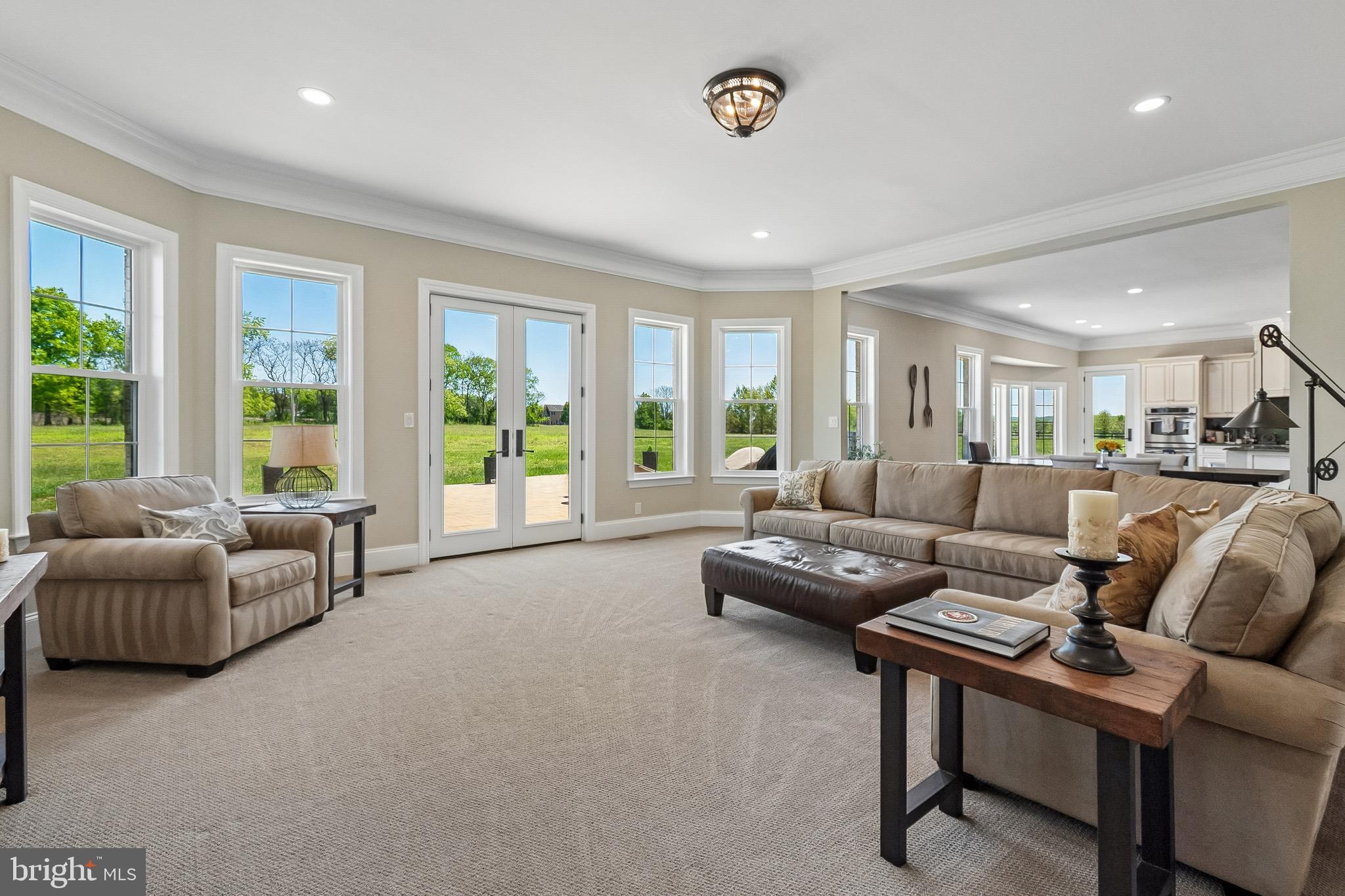 LEE'S CROSSING - Residential