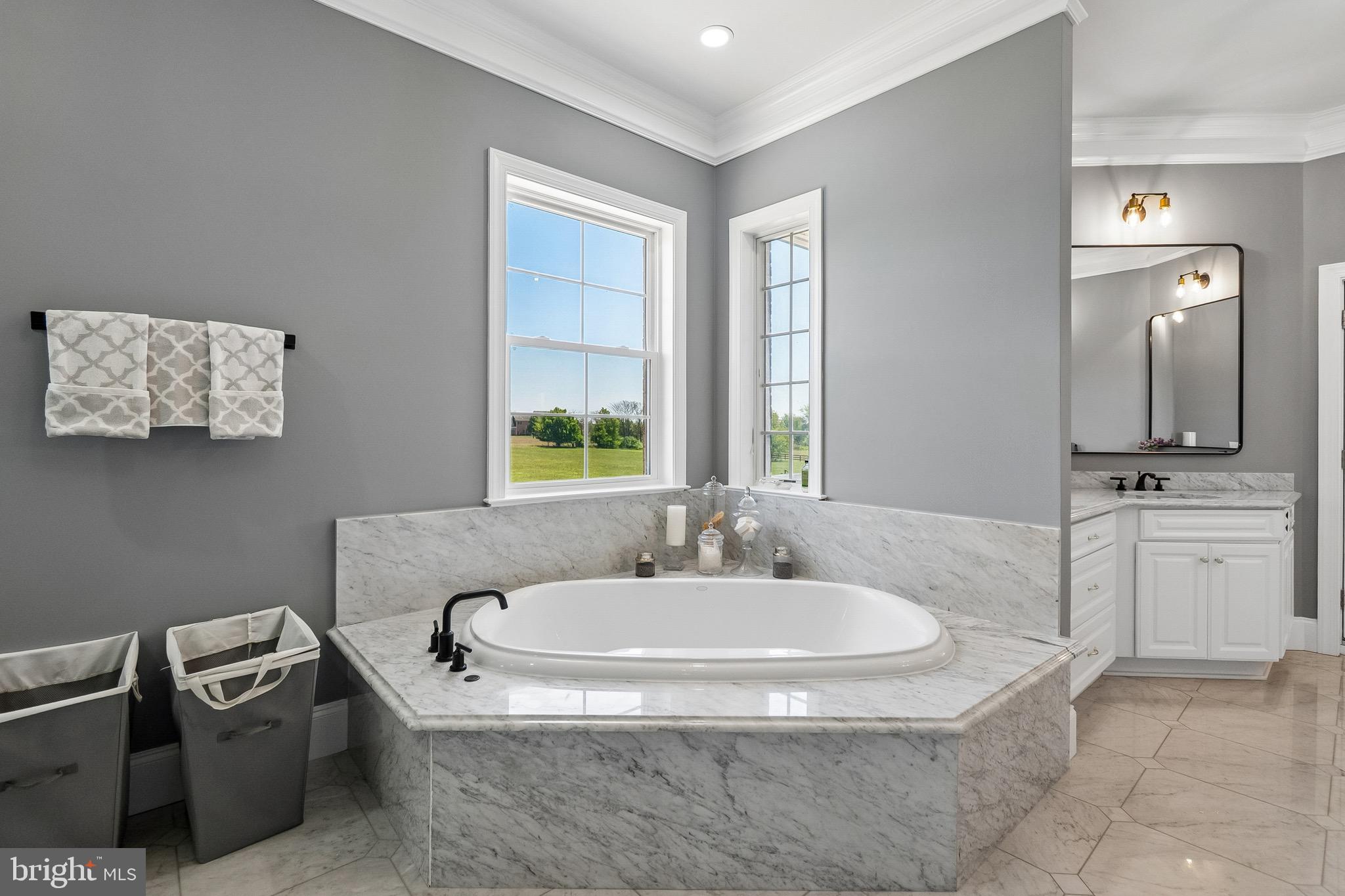 LEE'S CROSSING - Residential