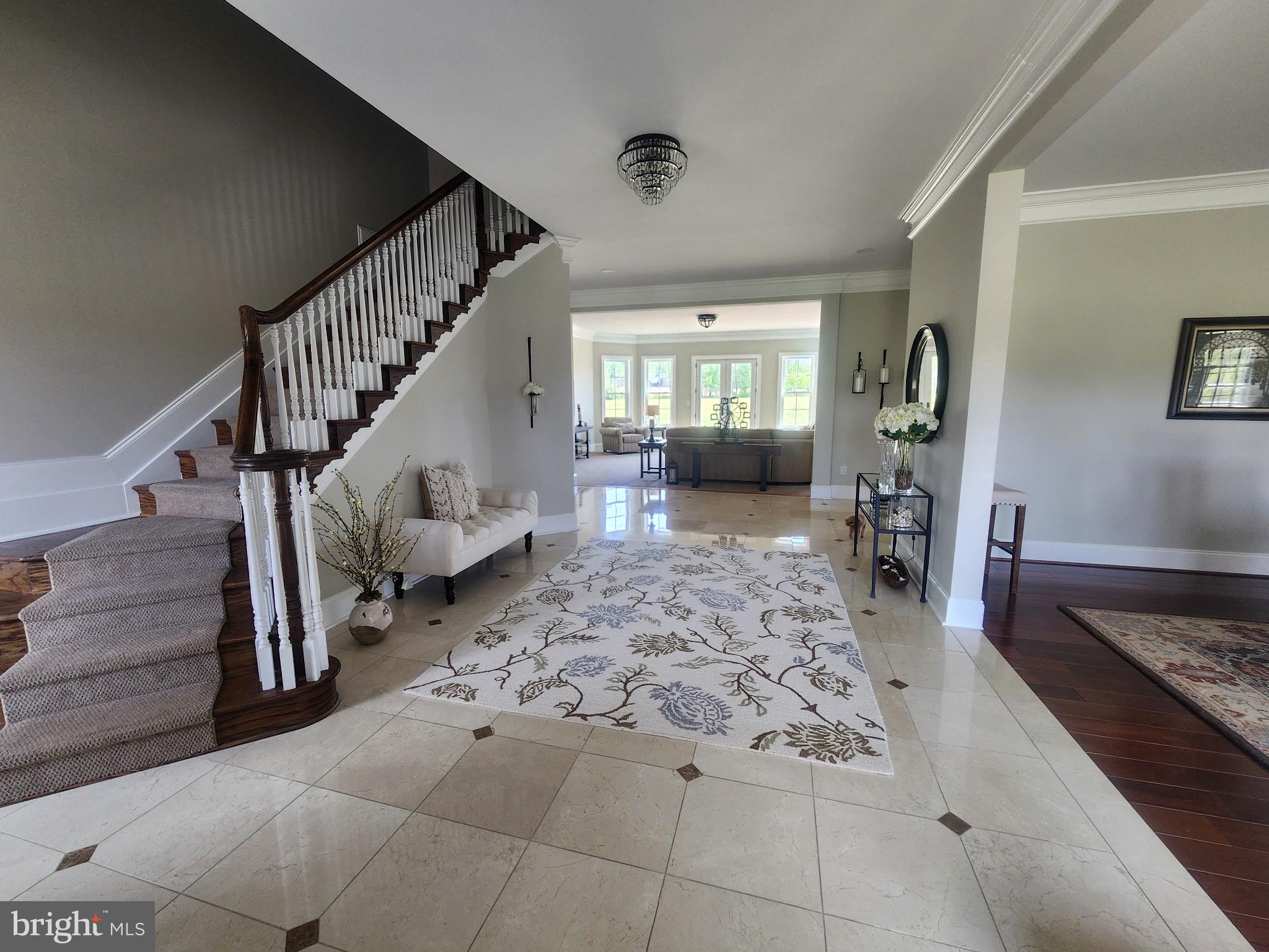 LEE'S CROSSING - Residential