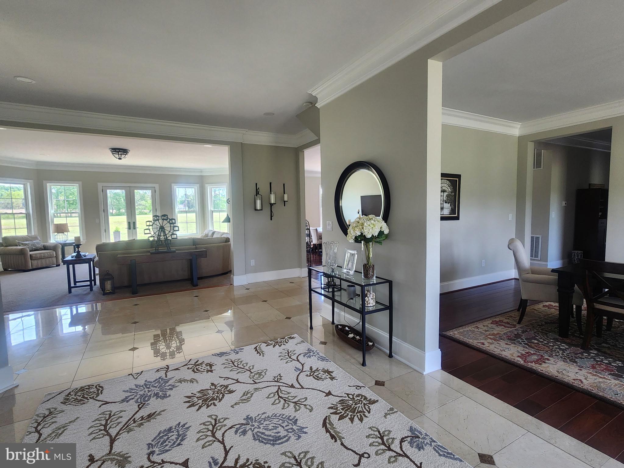 LEE'S CROSSING - Residential