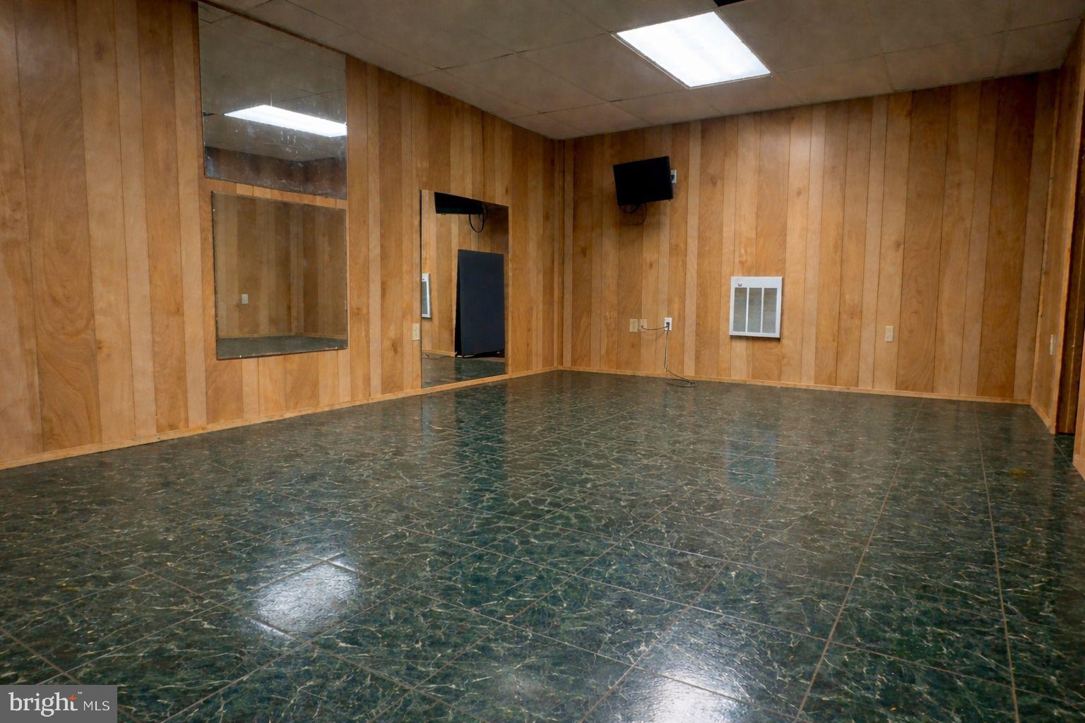 GUEST FARM VILLAGE - Residential