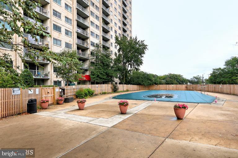 PARK PLACE - Residential Lease