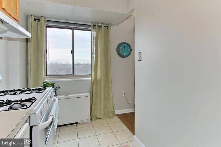 PARK PLACE - Residential Lease