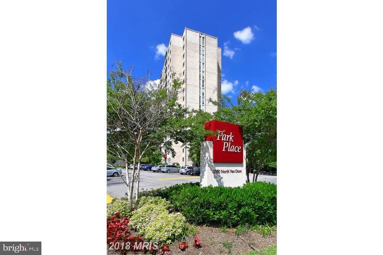 PARK PLACE - Residential Lease