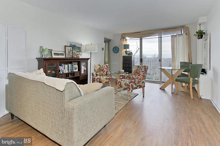 PARK PLACE - Residential Lease