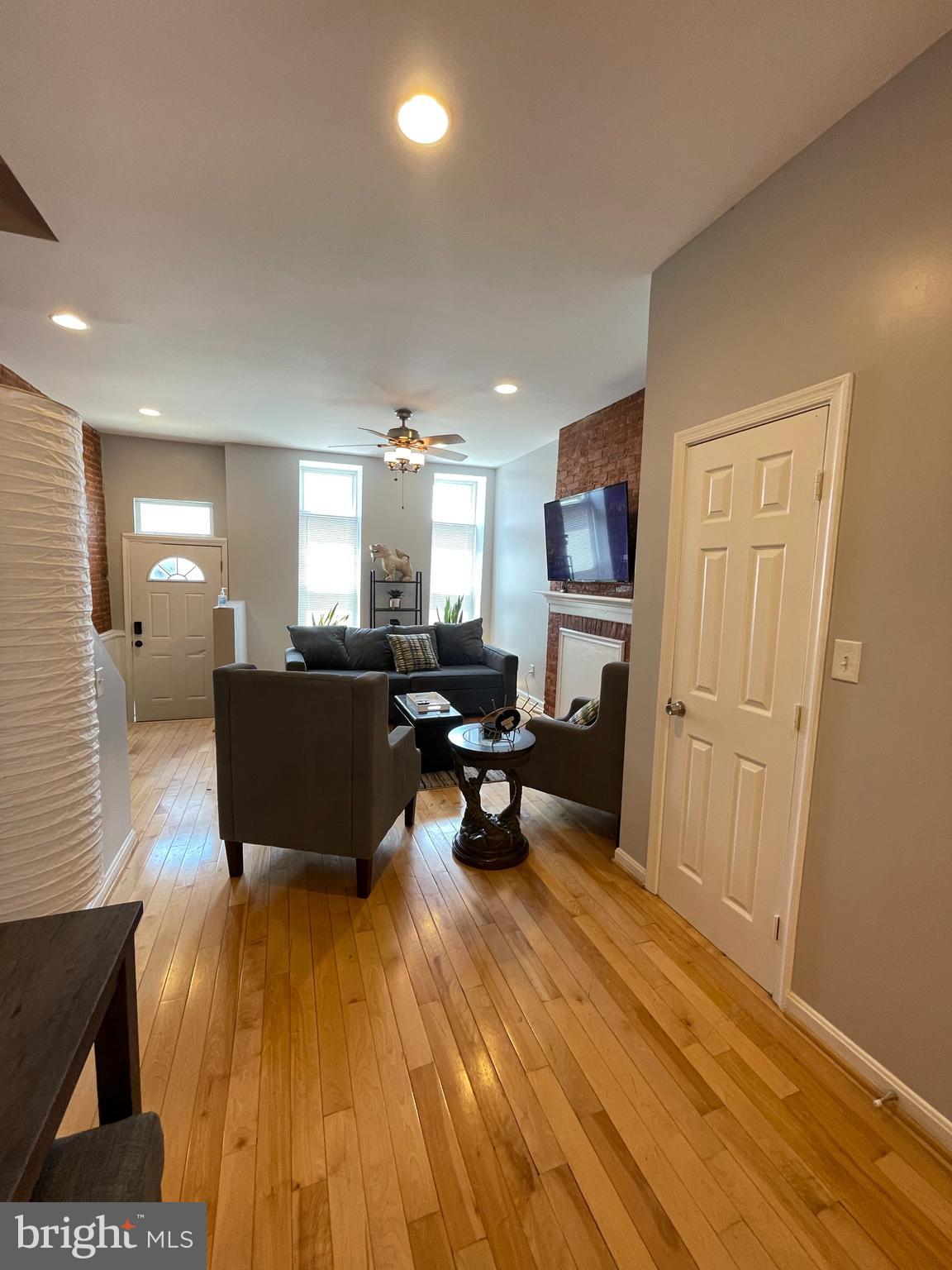 Here is an awesome opportunity to rent a large fully renovated and furnished corporate or short-term rental home. This home boasts 4 bedrooms 3 full bathrooms and 2 half bathrooms. Walk into an open floor plan on the first level that allows you to conveniently enjoy the living, dining, and kitchen area seamlessly. The kitchen boasts granite countertops, stainless steel appliances, and porcelain glass tiles. The second-floor boast, three nice size bedrooms including a junior suite with a private bathroom, and a washer/dryer room. The third floor boasts a master loft with a sitting area, a large private bathroom with a jacuzzi, and a rooftop deck with views of the historic neighborhood. The property also boasts parking at the rear and is minutes away from everything downtown. The house has WiFi , Smart TV's, Vivint Security Camera.