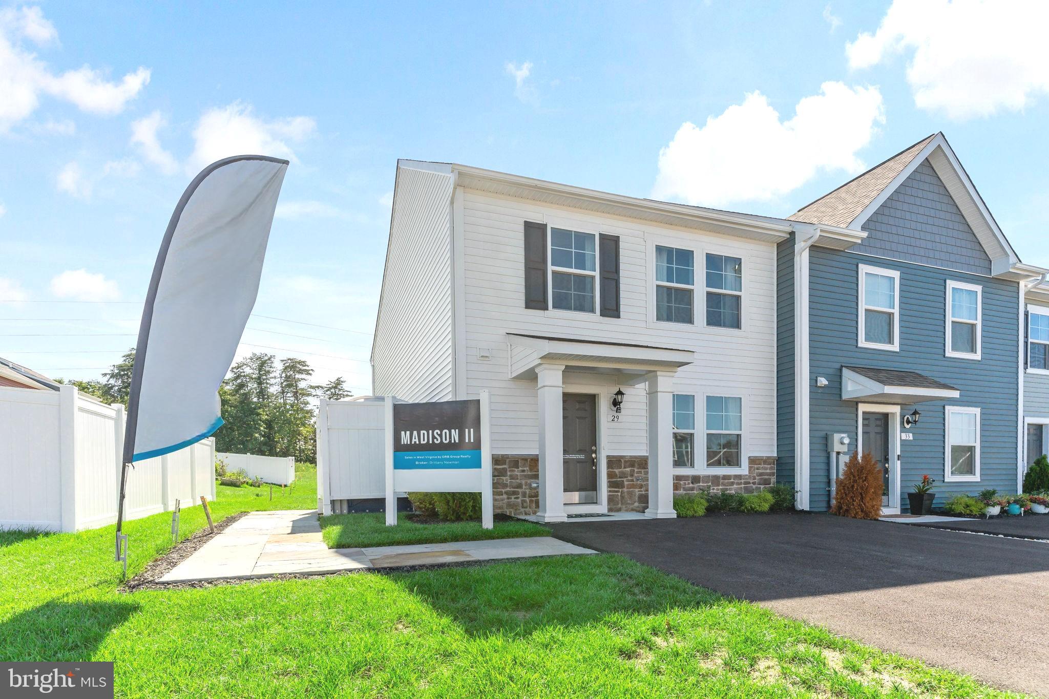 WHISPERING PINES - Residential