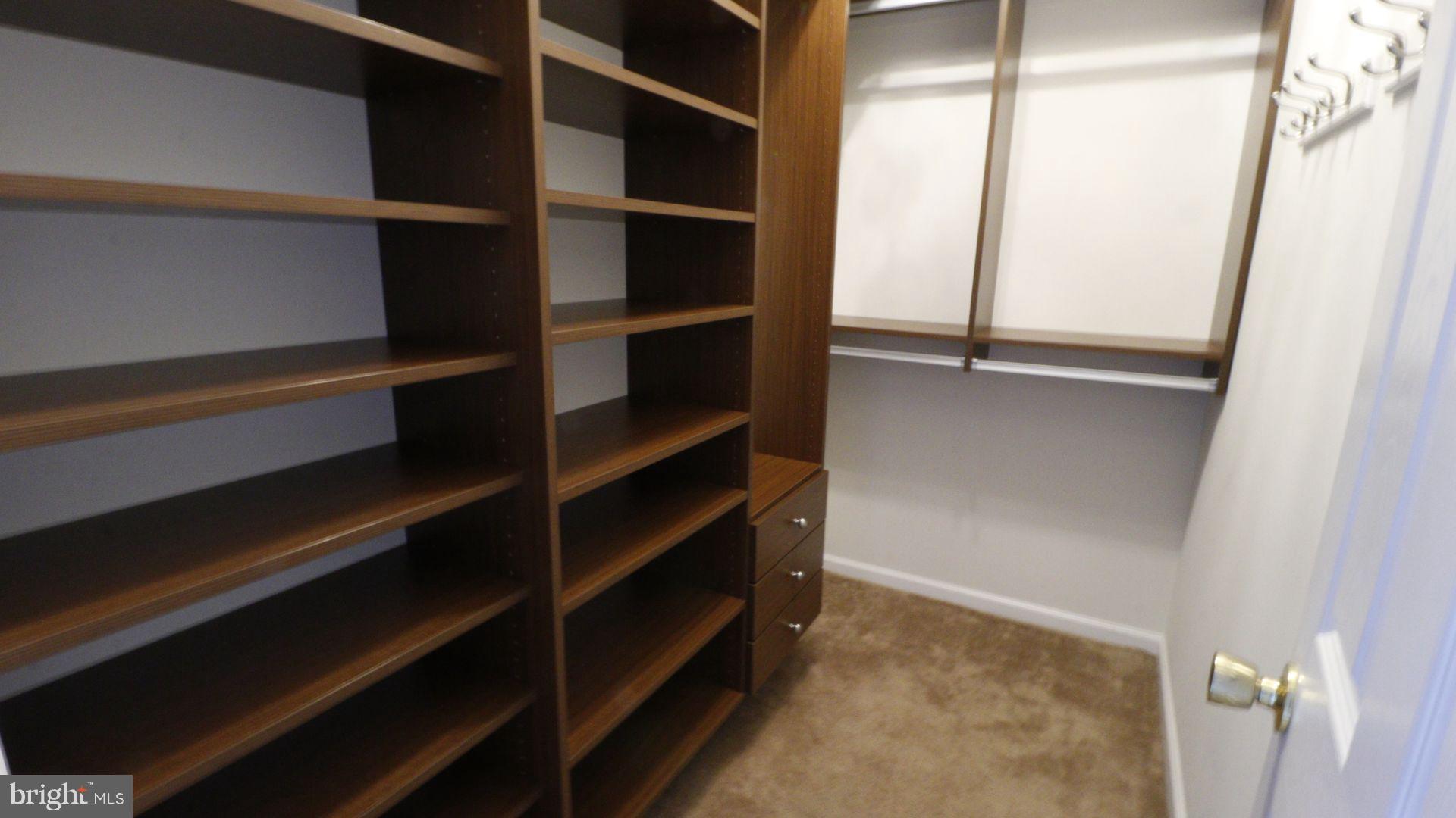 PACKER PARK - Residential Lease