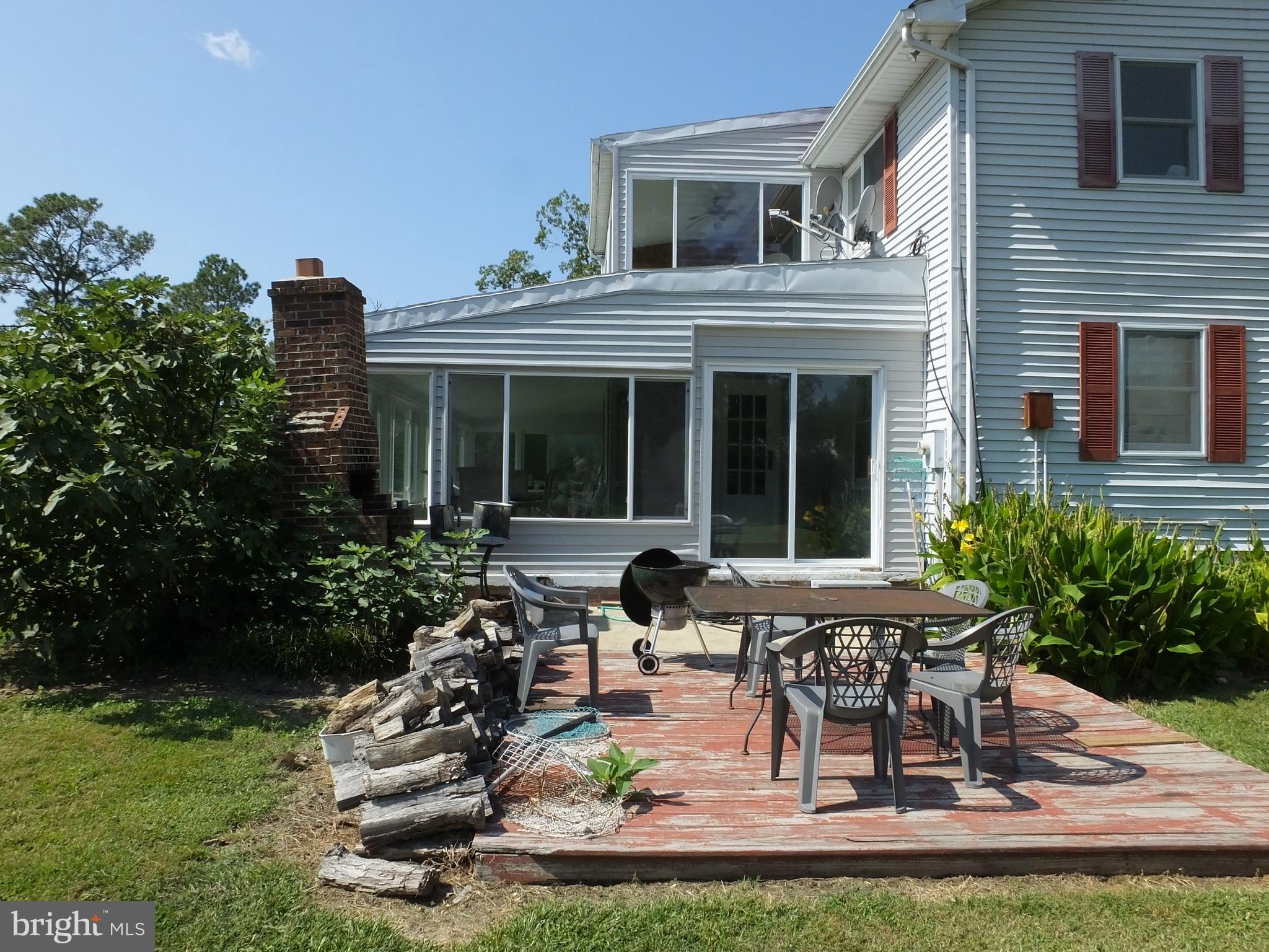 NECK DISTRICT - Residential