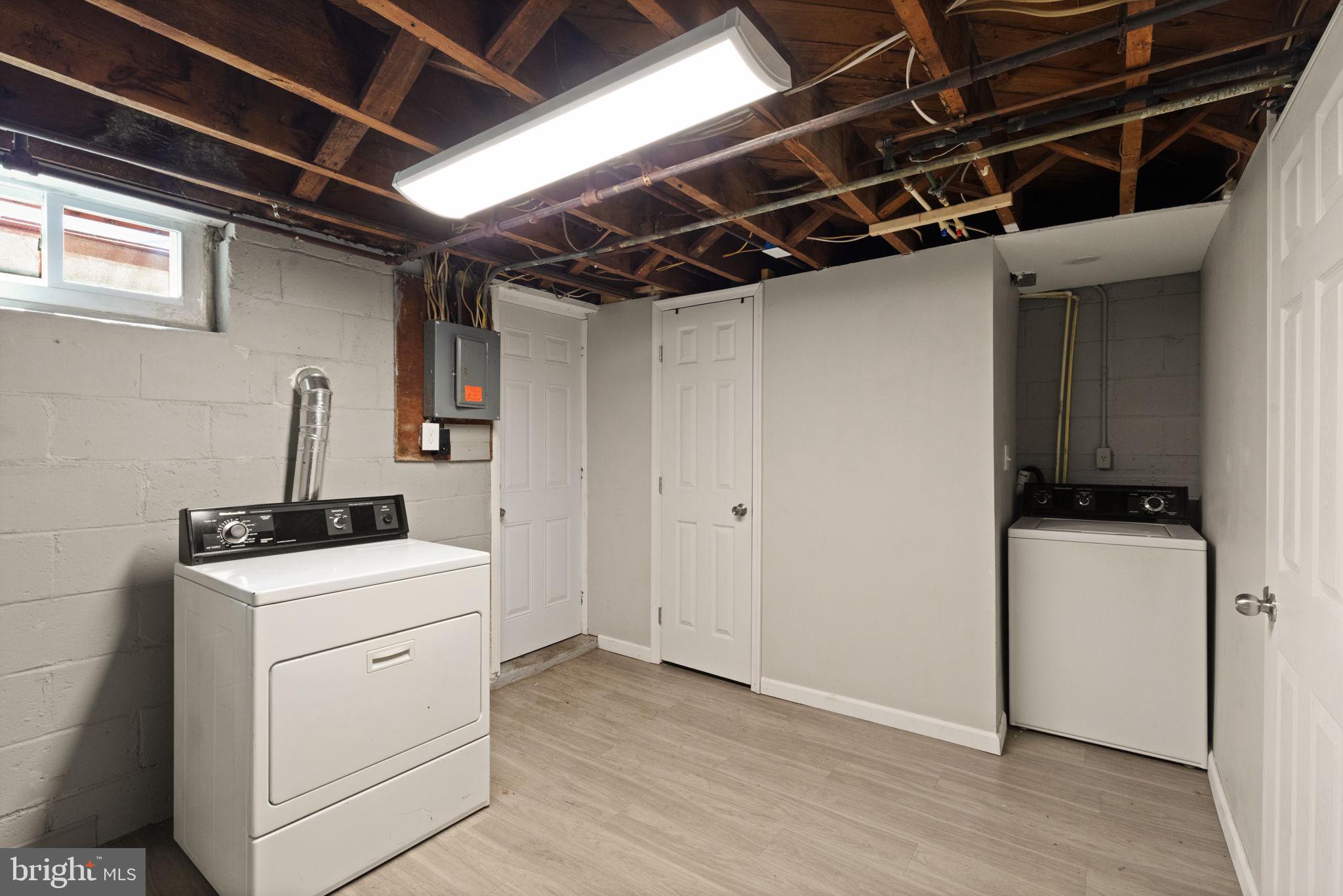 BROOKLYN - Residential