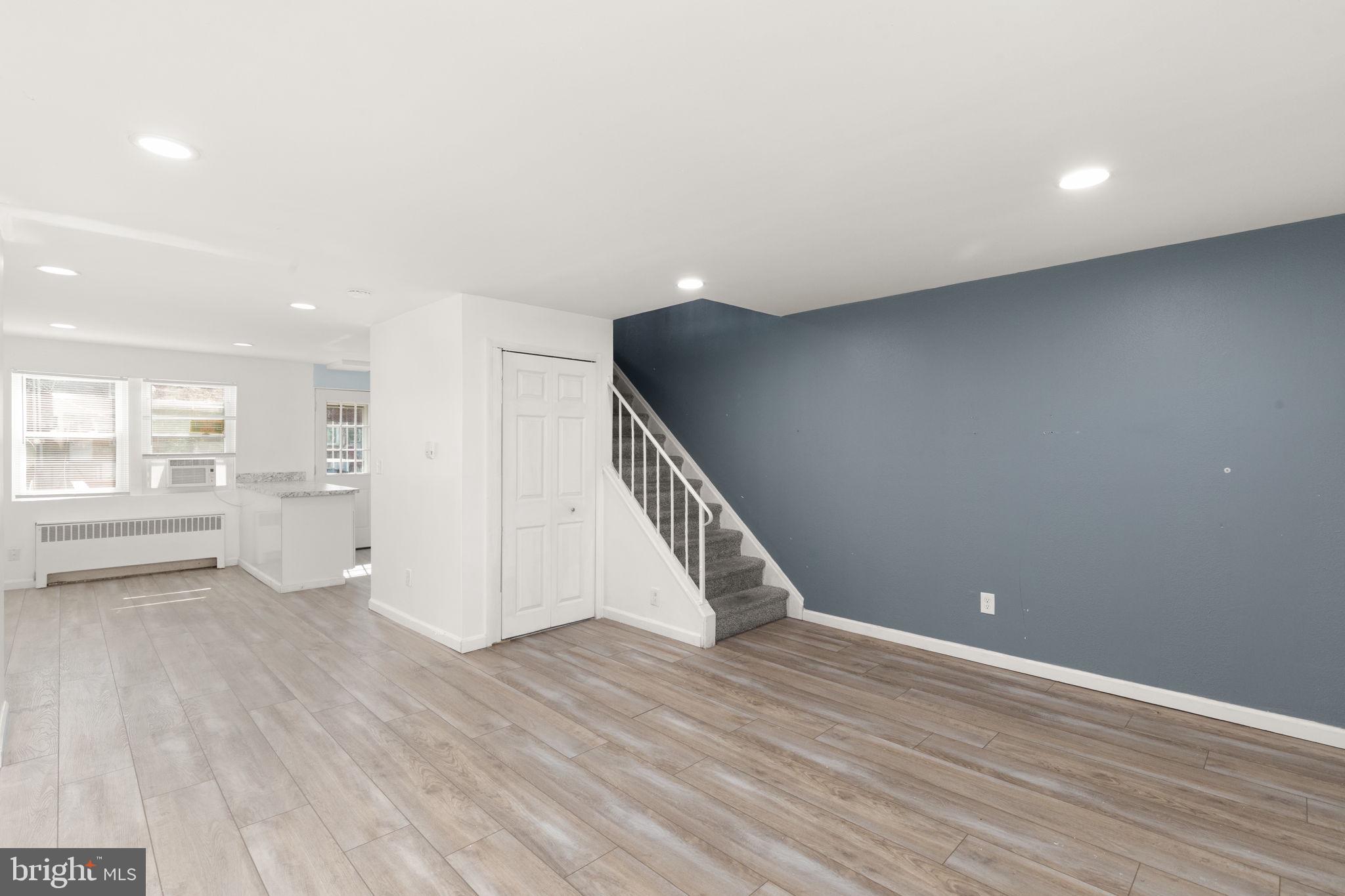 BROOKLYN - Residential