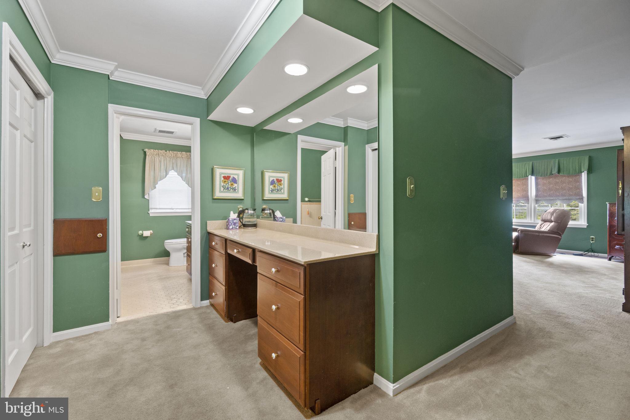 KENWOOD PARK - Residential