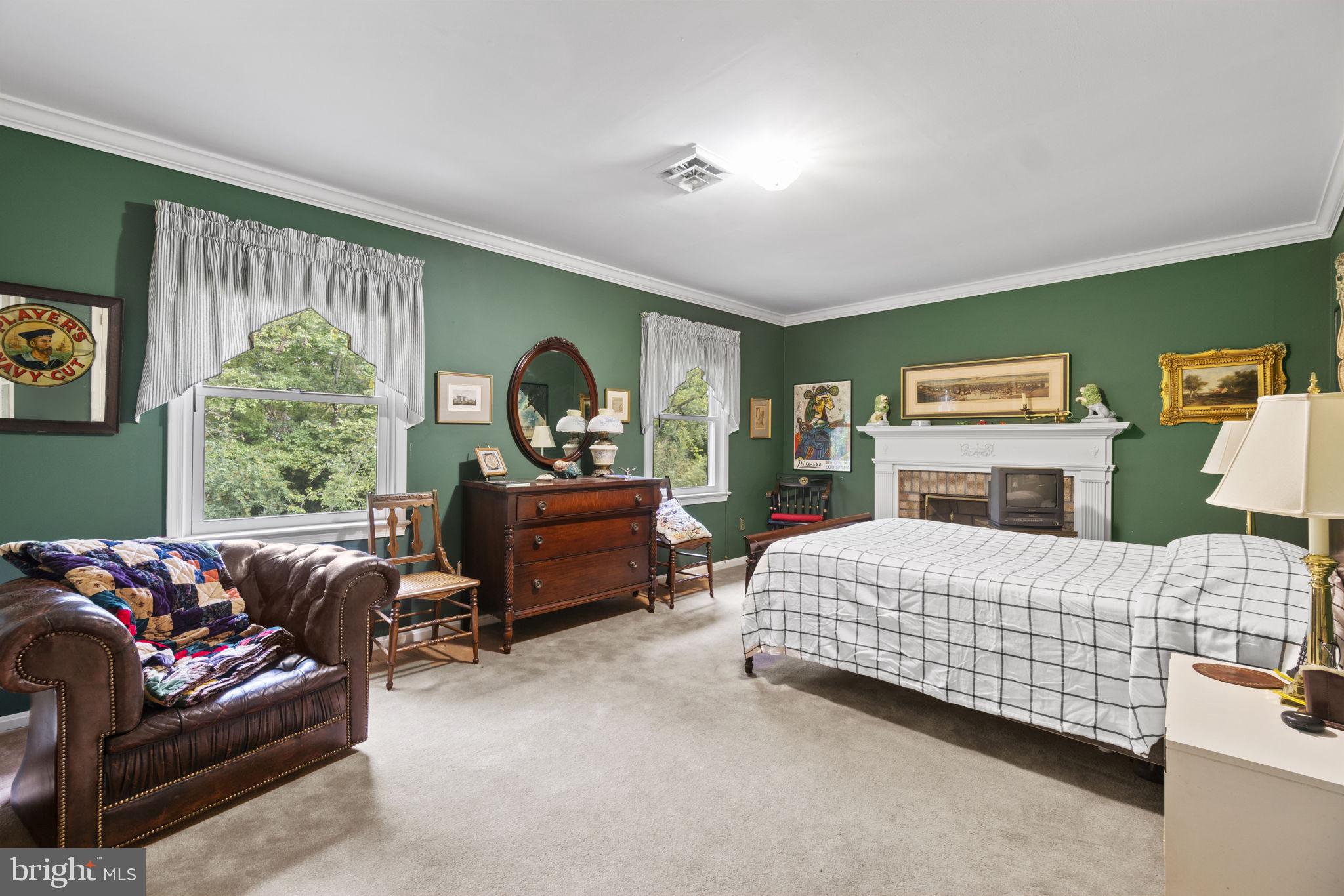 KENWOOD PARK - Residential