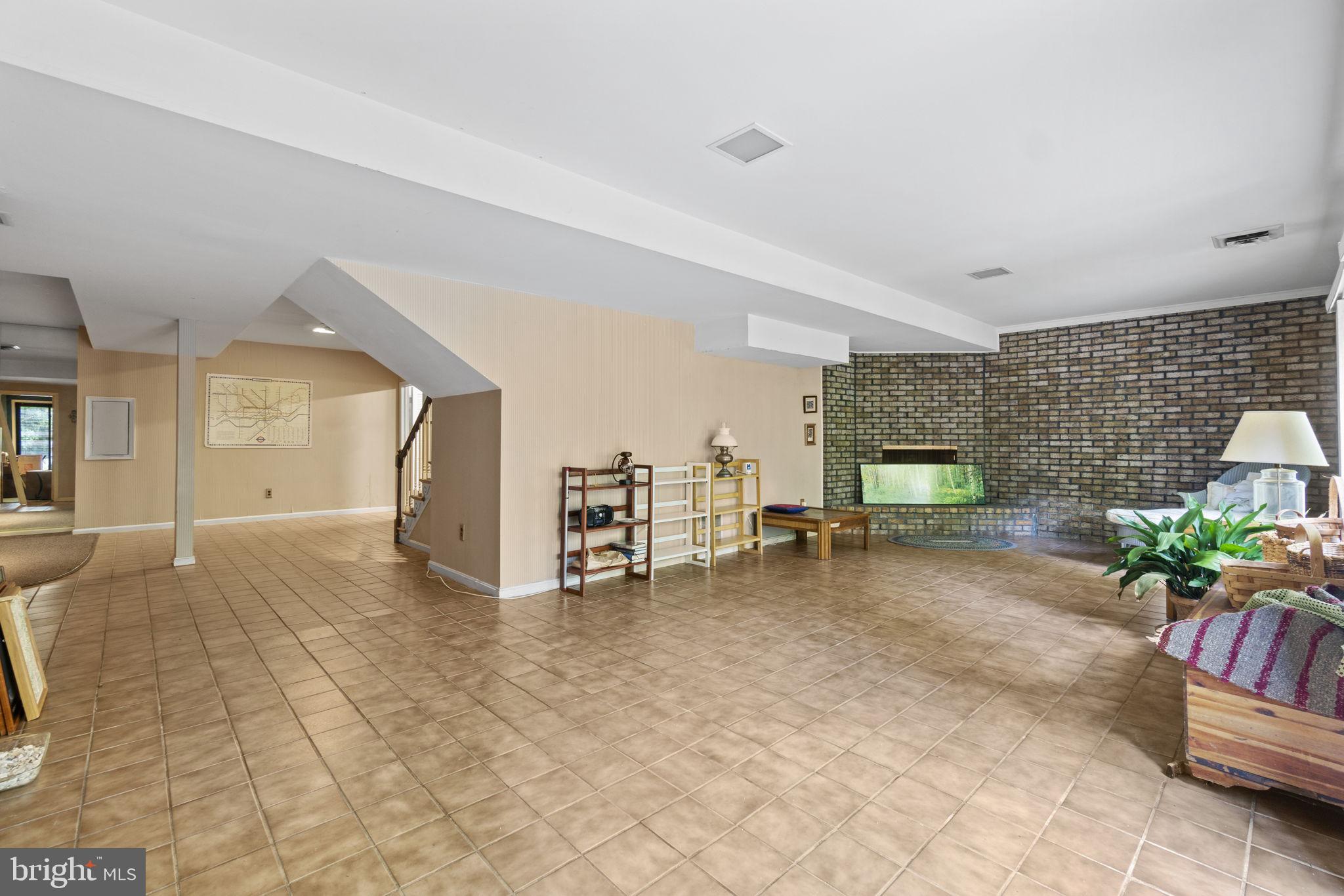 KENWOOD PARK - Residential