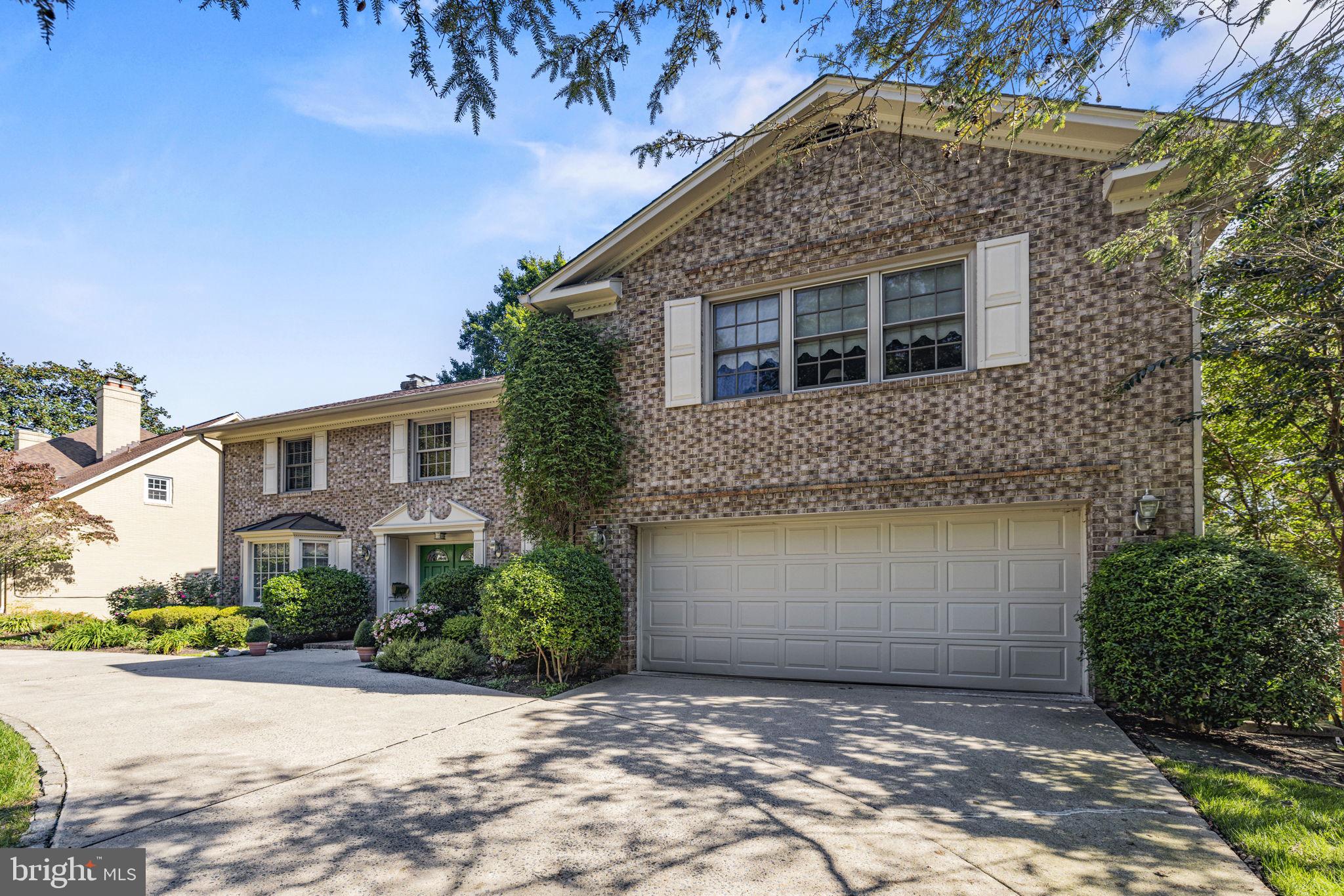 KENWOOD PARK - Residential