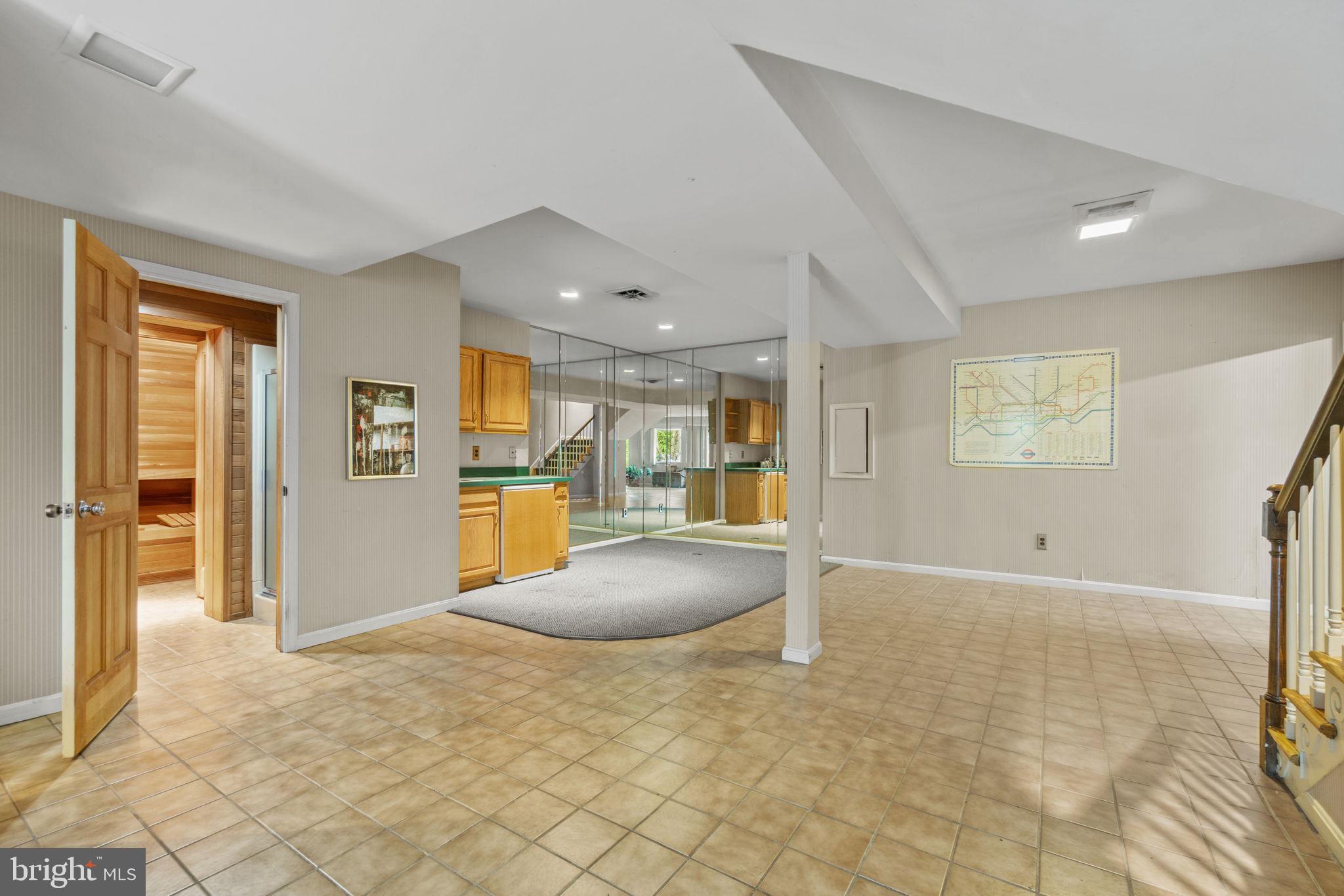 KENWOOD PARK - Residential