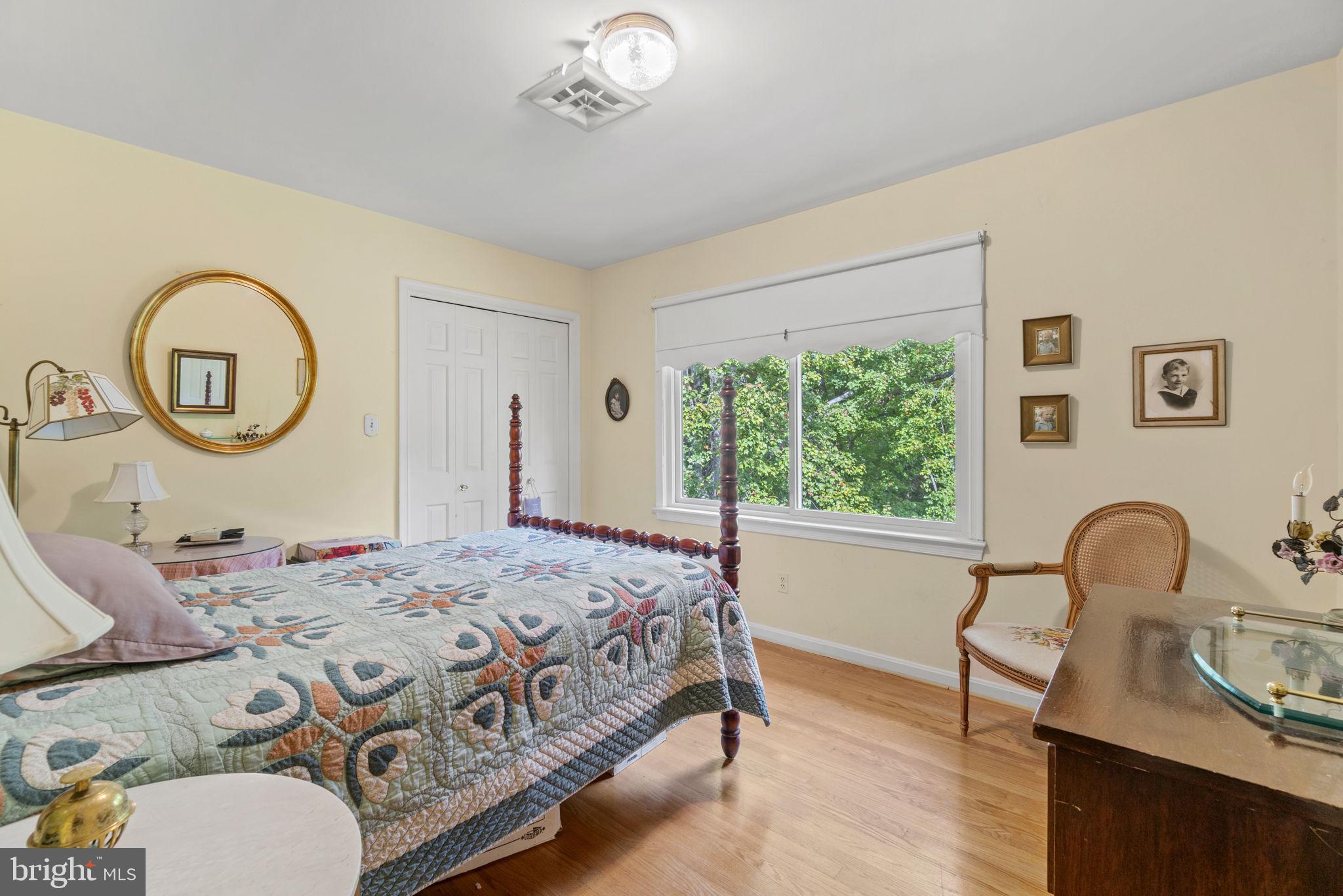 KENWOOD PARK - Residential