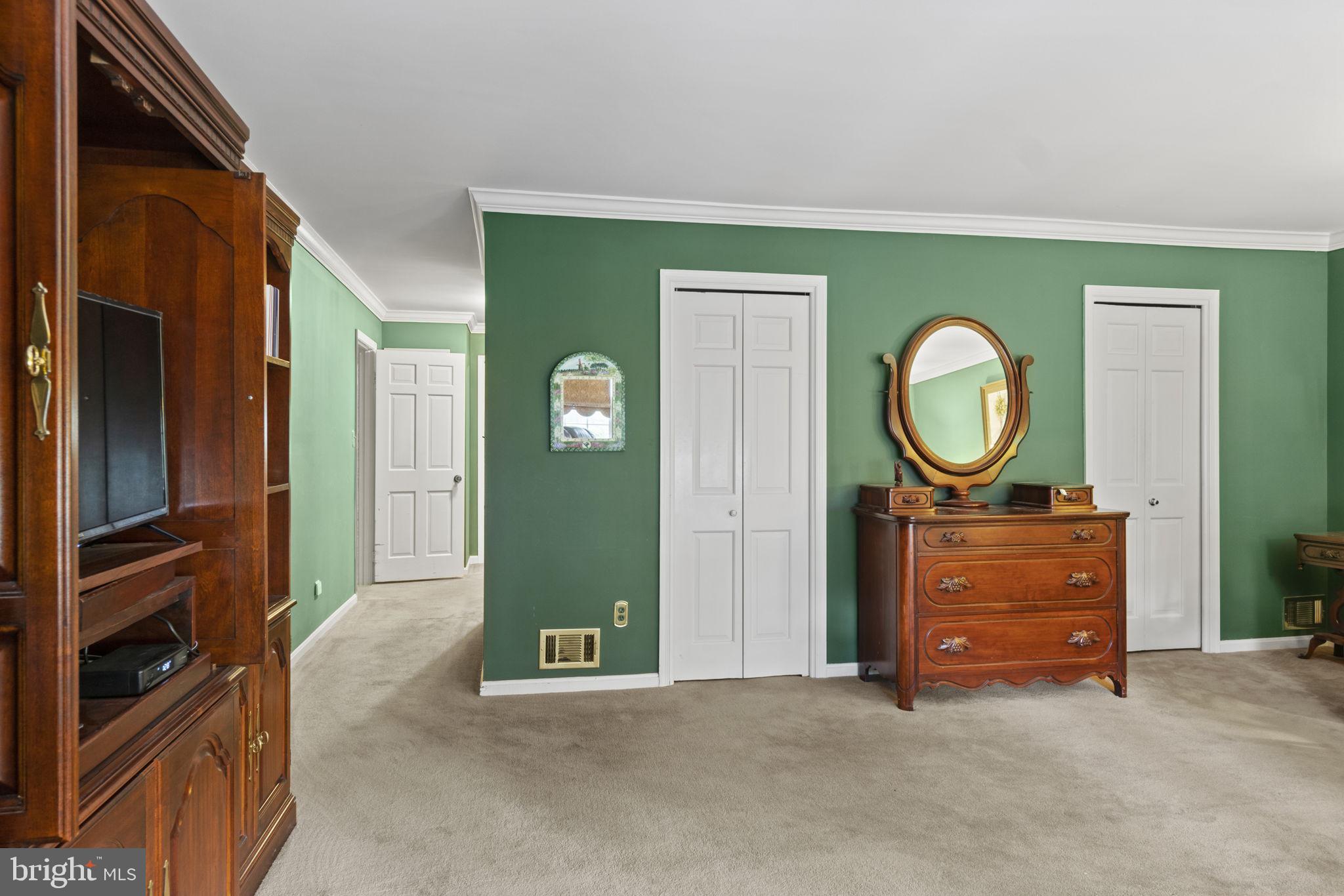 KENWOOD PARK - Residential