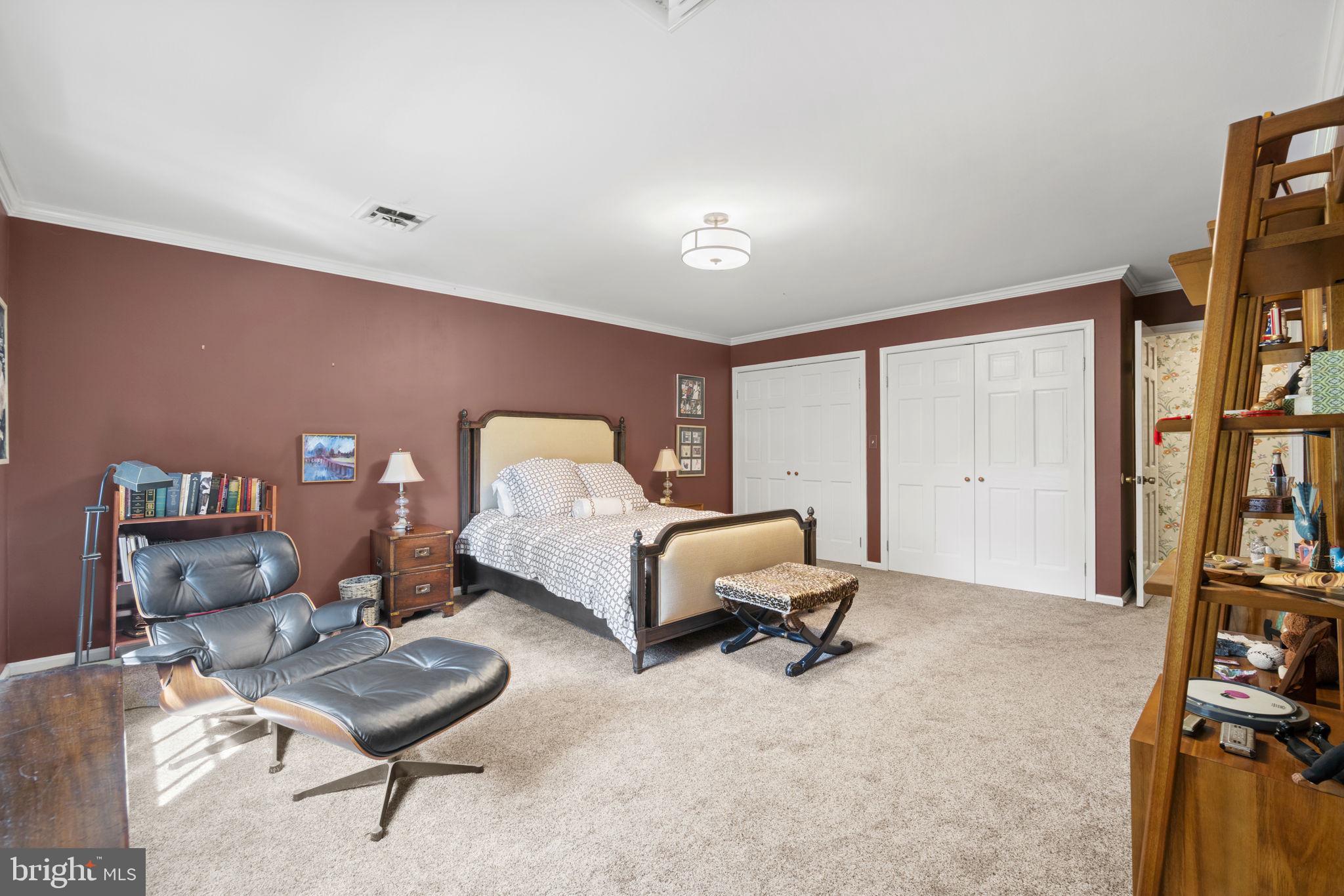 KENWOOD PARK - Residential