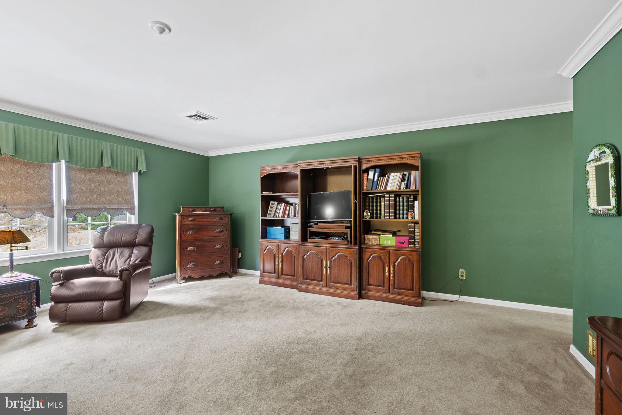 KENWOOD PARK - Residential