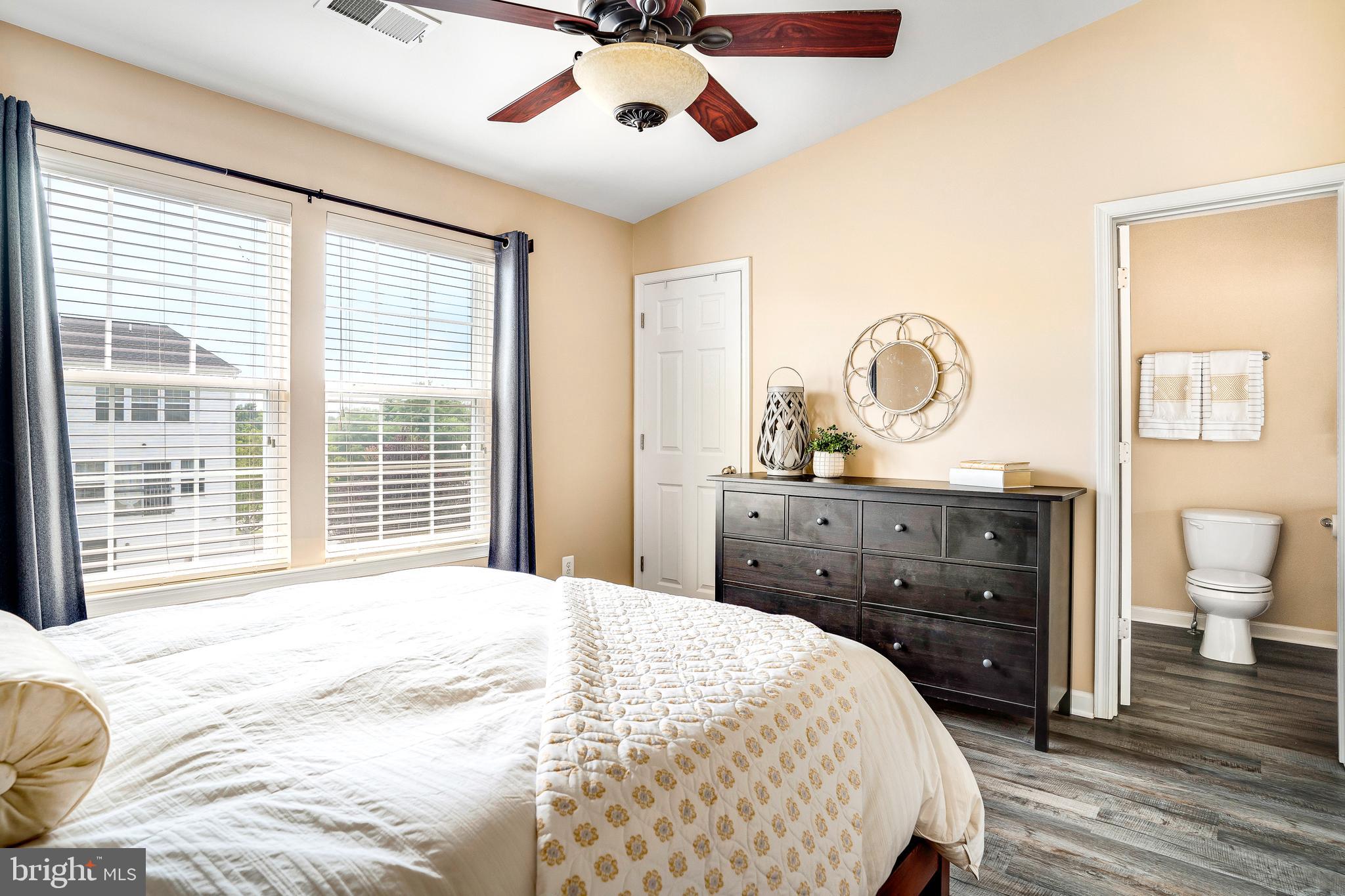 LAKELAND PLACE - Residential