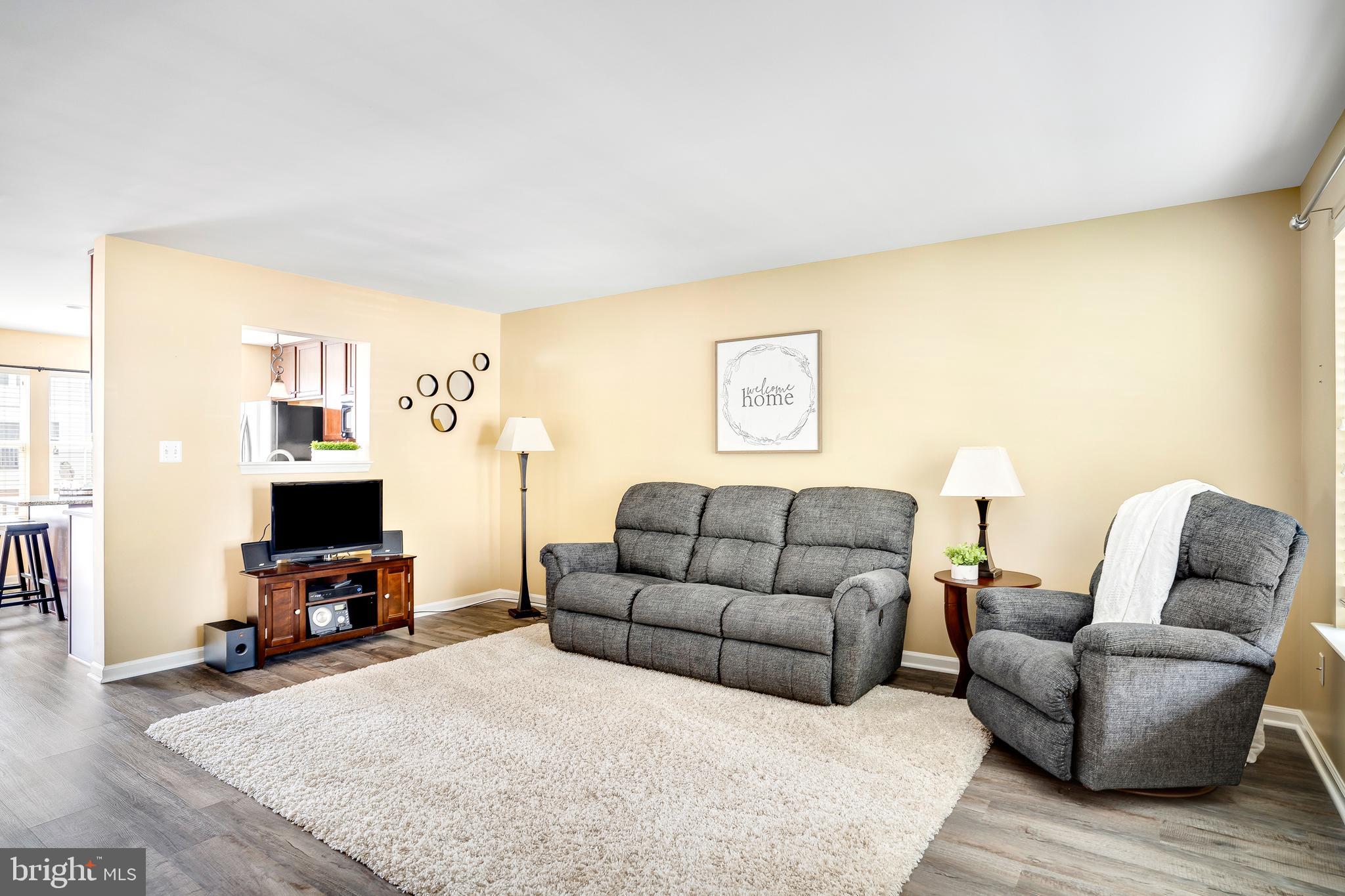 LAKELAND PLACE - Residential