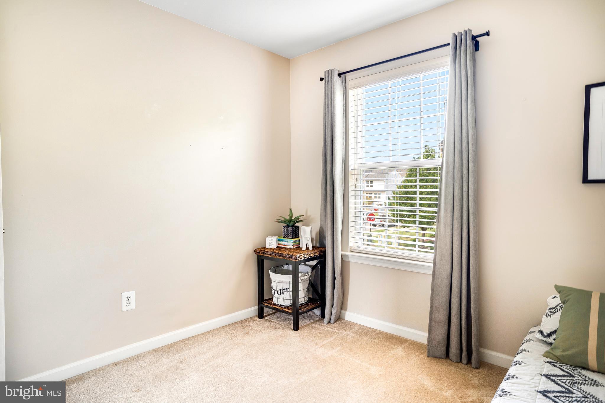 LAKELAND PLACE - Residential