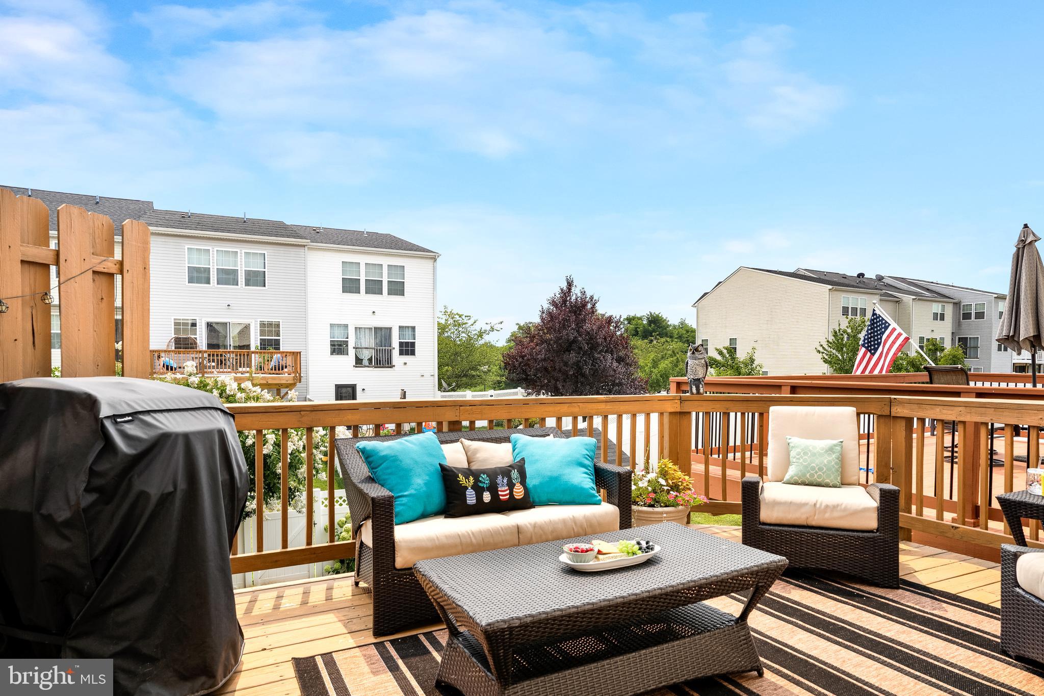 LAKELAND PLACE - Residential