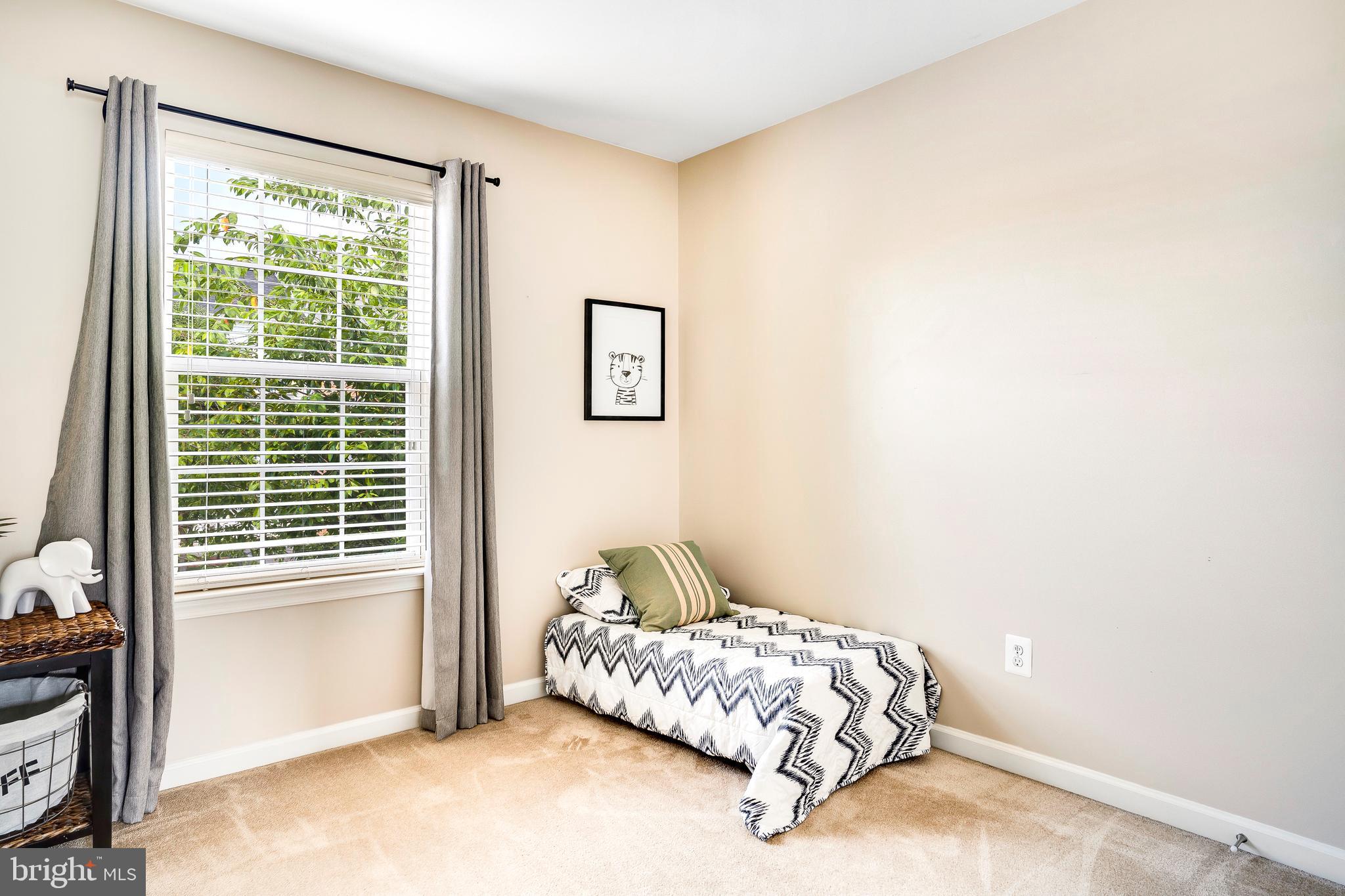 LAKELAND PLACE - Residential