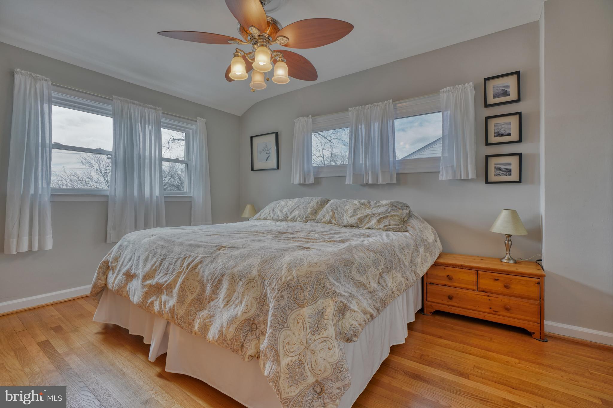 OAKLEIGH - Residential